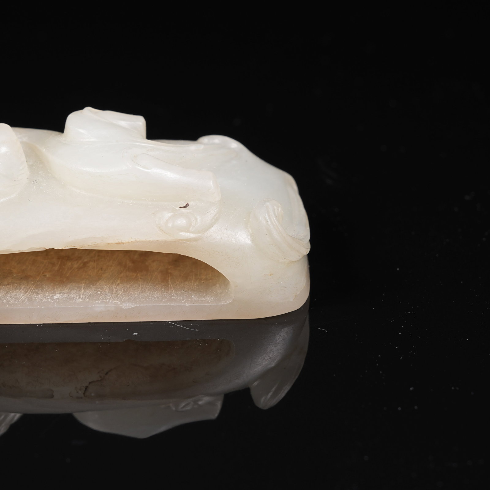 A NEPHRITE SWORD GUARD WITH CHI DRAGON PATTERN - 6