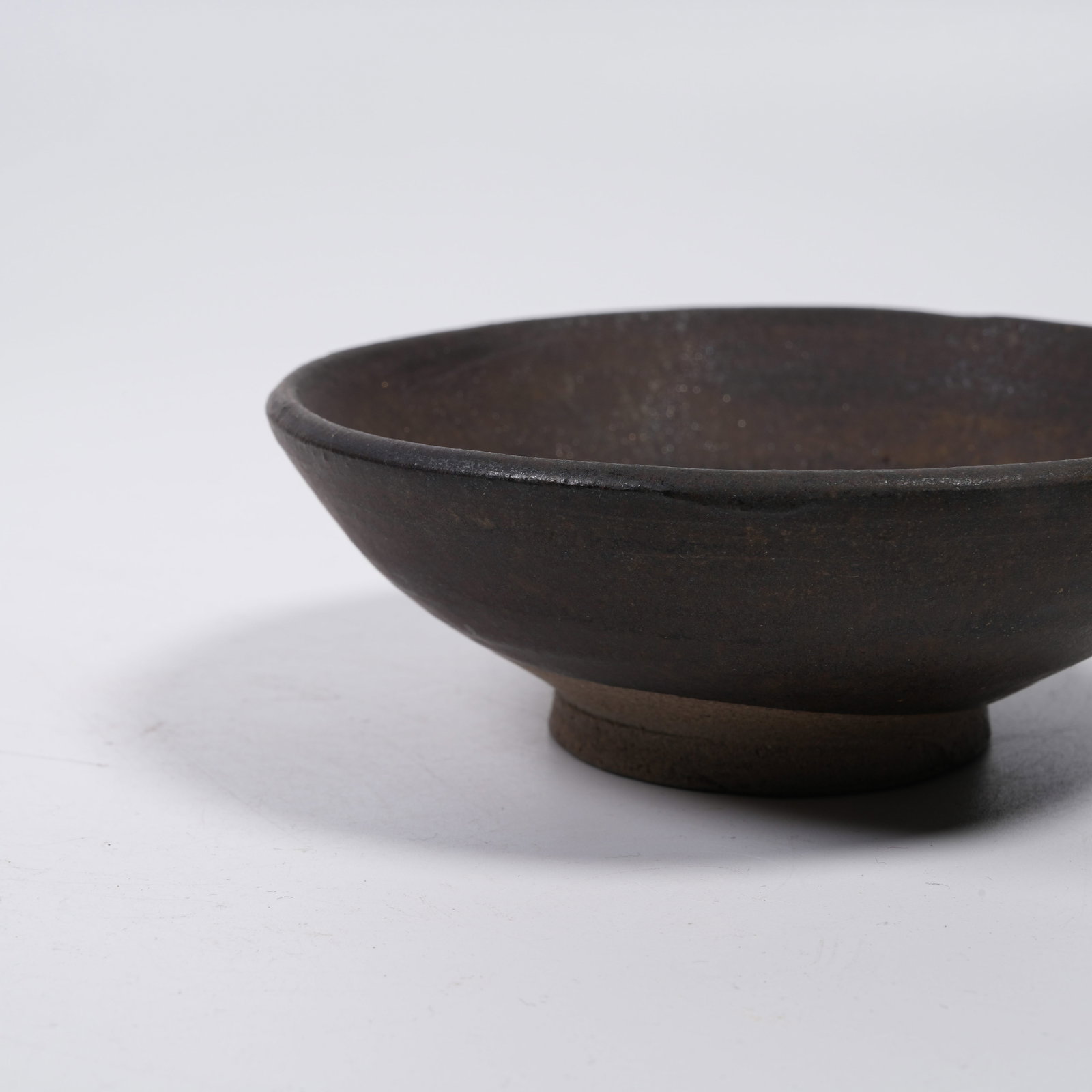 A JIZHOUYAO CUP WITH APPLIED FROG PATTERNS - 5