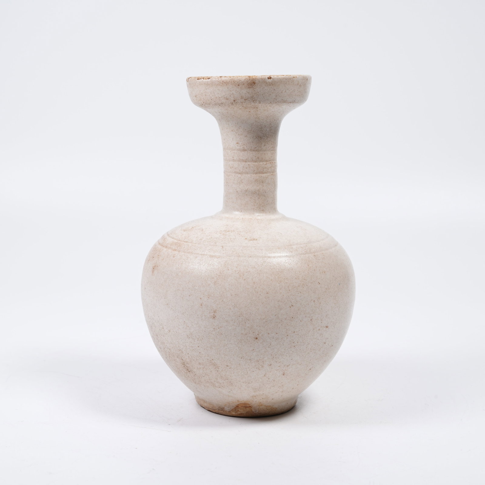 A XINGYAO MOUTH VASE: Xingyao Mouth Vase