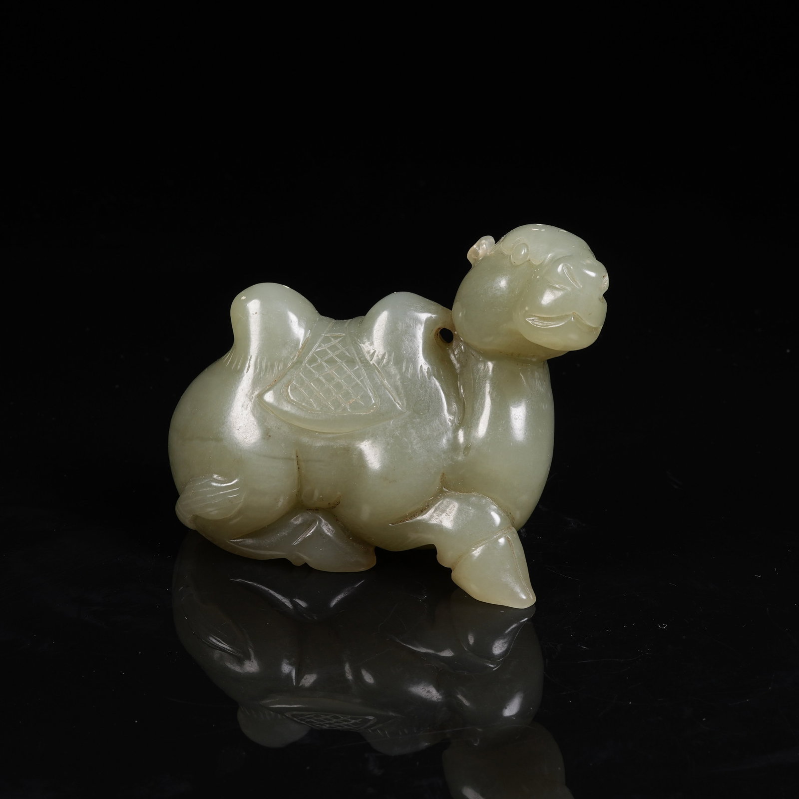 A ARCHAIC JADE CAMEL ORNAMENT (1 of 8)