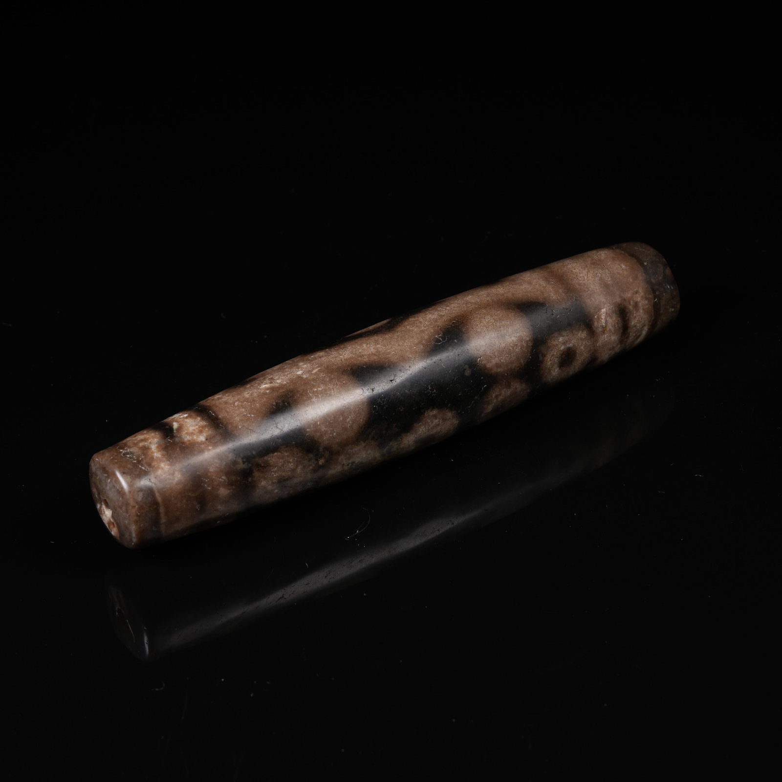 A AGATE DZI BEAD: Agate Dzi Bead