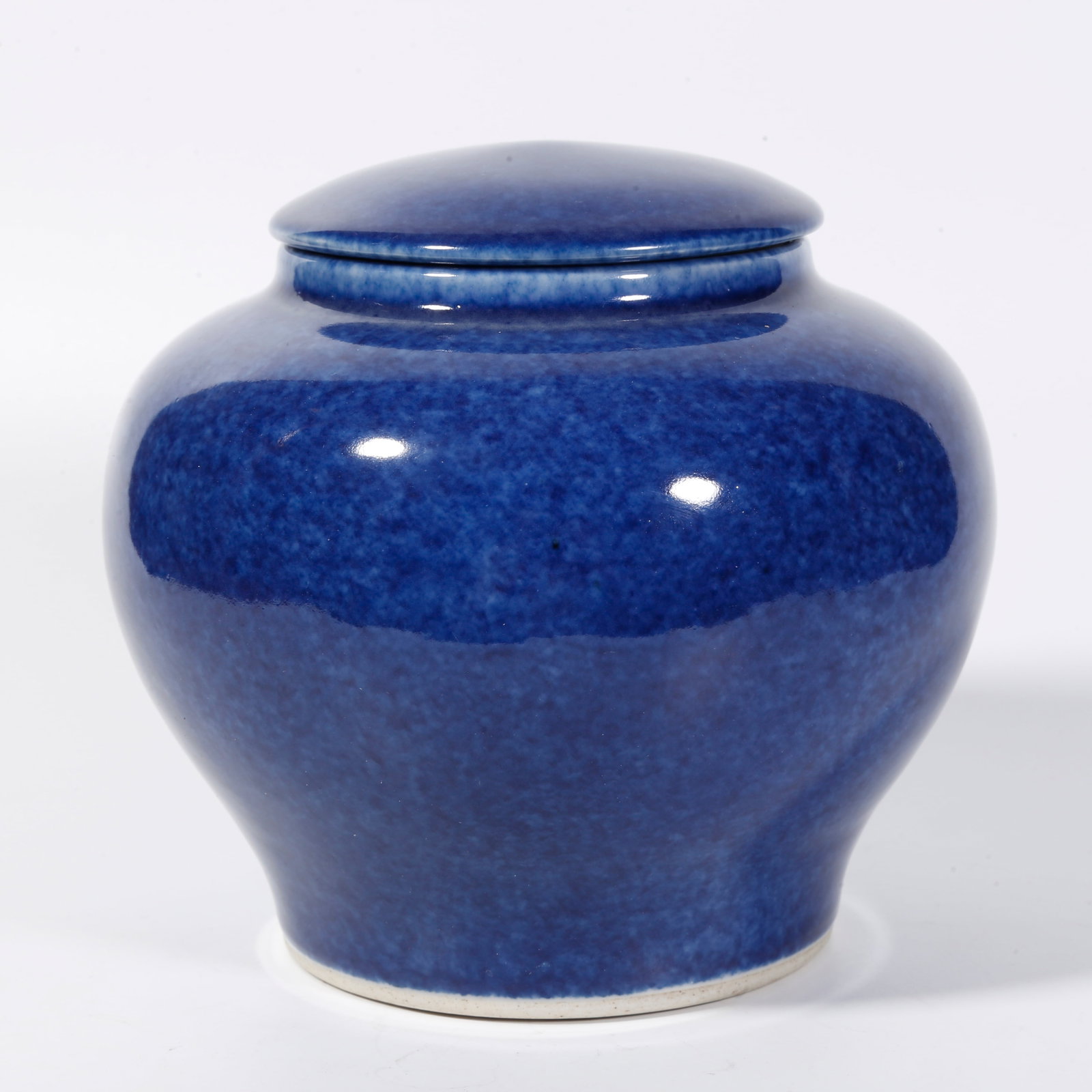 A SPRINKLED BLUE GLAZE COVERED JAR (1 of 10)