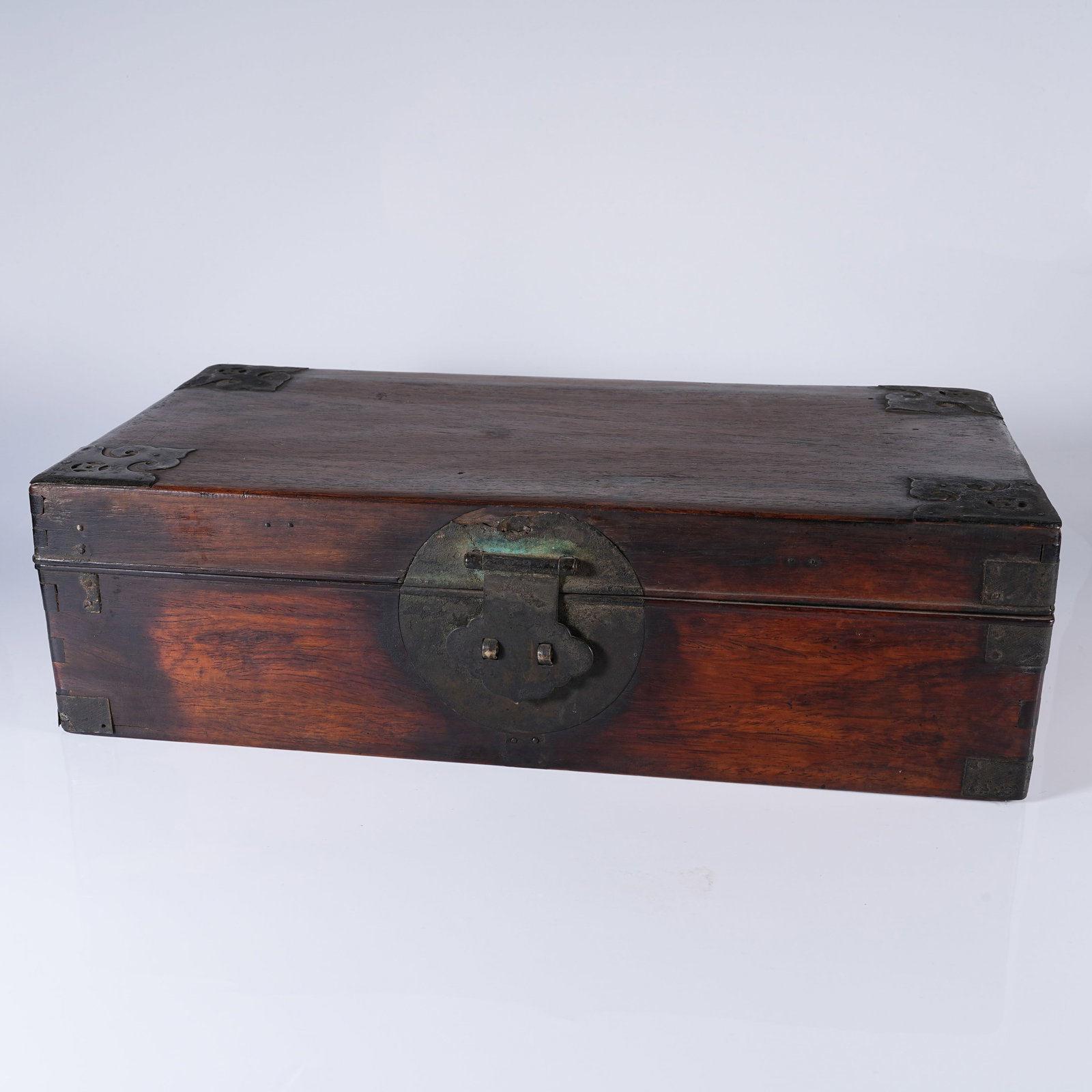 A SQUARE HUANGHUALI WOOD COVERED BOX (1 of 9)
