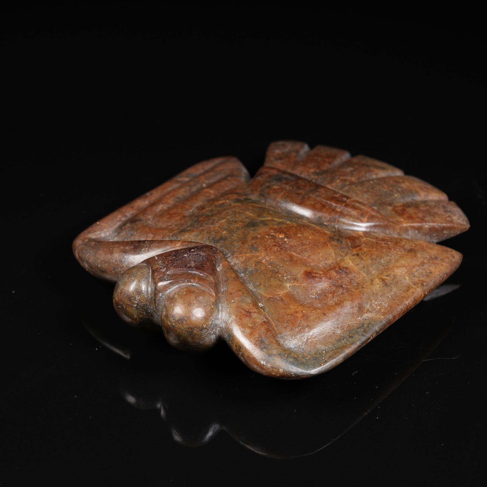 A ARCHAIC JADE OWL PENDANT: Archaic Jade Owl Pendant
