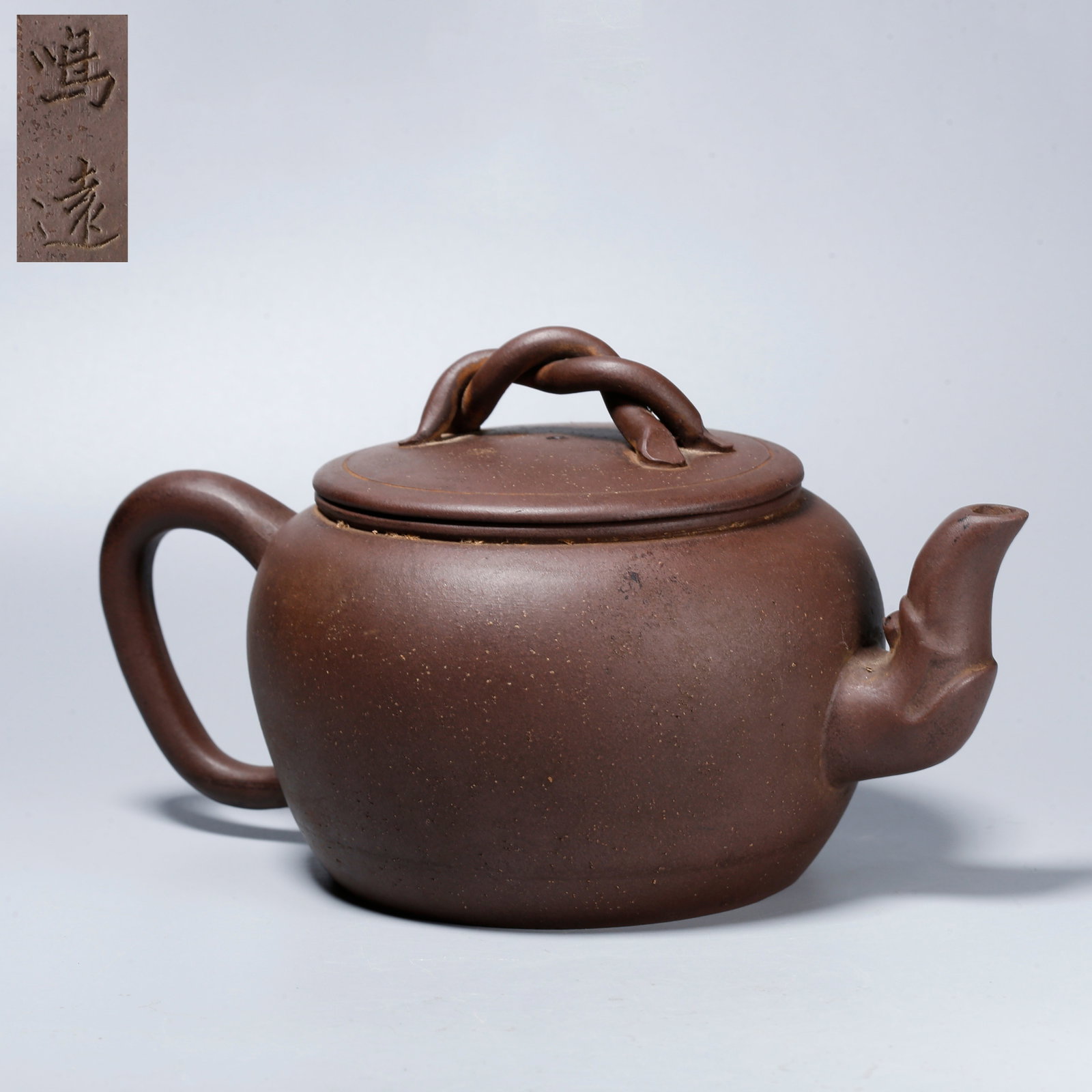 A ZISHA CARVED EWER (1 of 9)