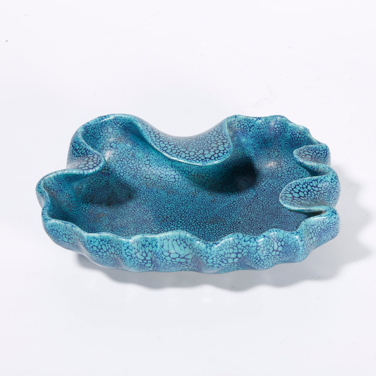 A JUN KILN GLAZED LOTUS LEAF WASHER: Jun Kiln Glazed Lotus Leaf Washer