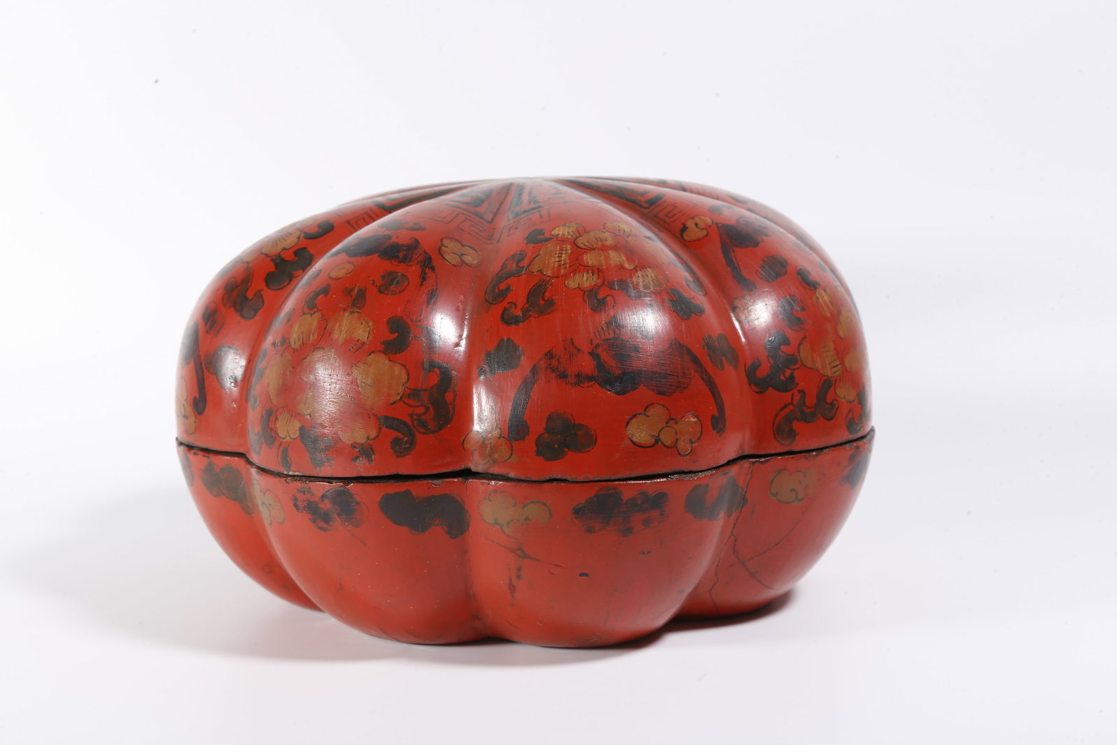 A CARVED LACQUER BOX WITH FORTUNE PATTERN - 4
