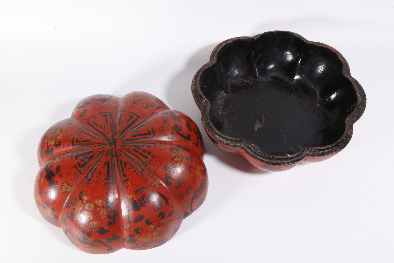 A CARVED LACQUER BOX WITH FORTUNE PATTERN - 7