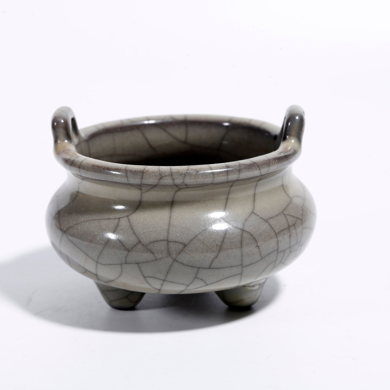 A GE KILN TRIPOD DOUBLE-EAR CENSER: Ge Kiln Tripod Double-ear Censer