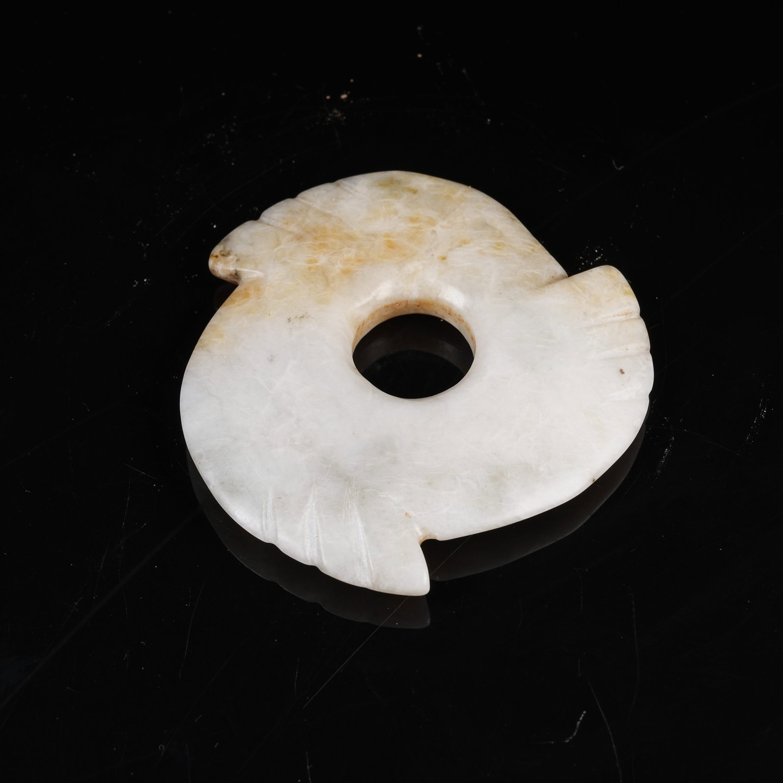 A ARCHAIC JADE XUANJI ORB: Archaic Jade Xuanji Orb