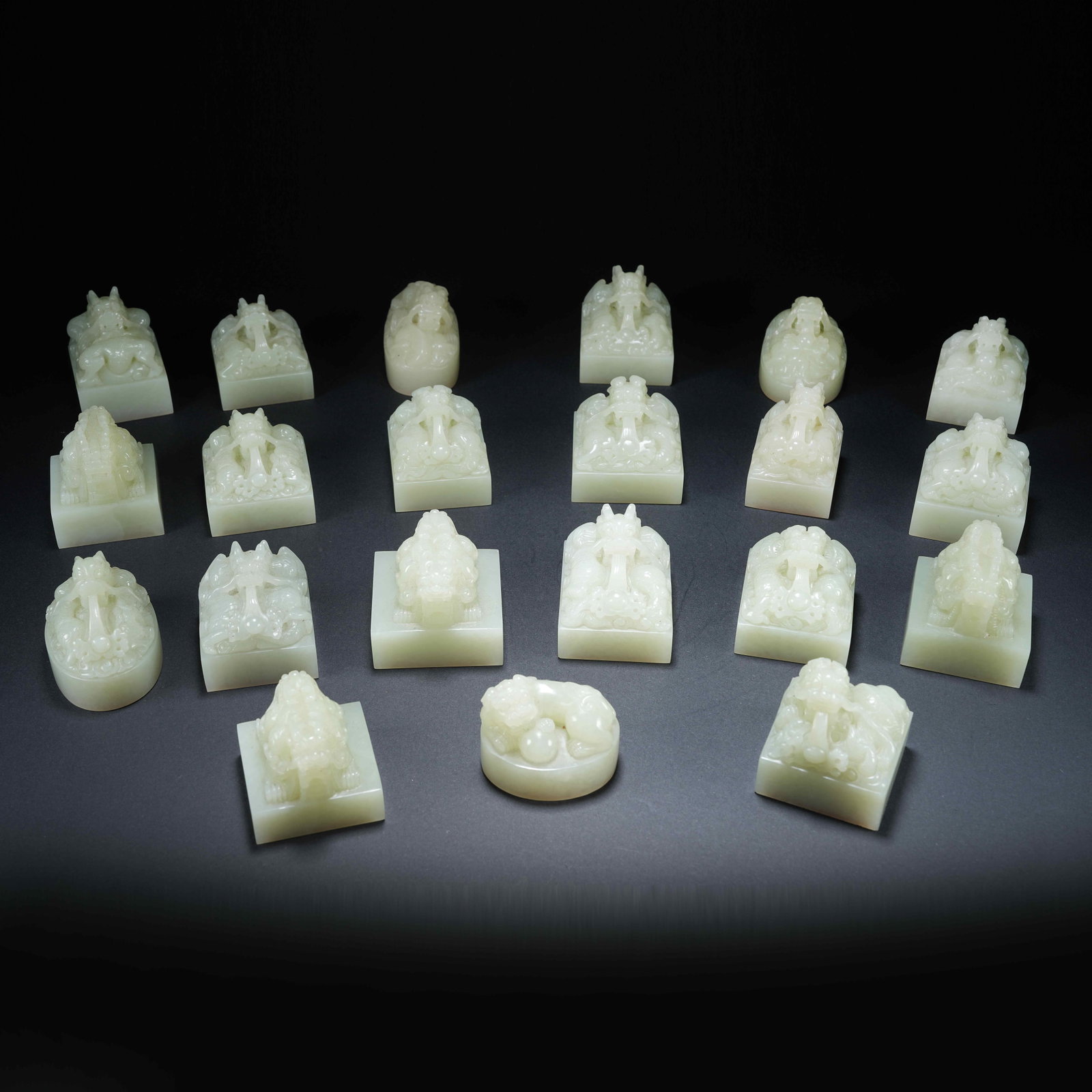 A HETIAN JADE SEAL SET WITH CHILONG KNOB (1 of 11)