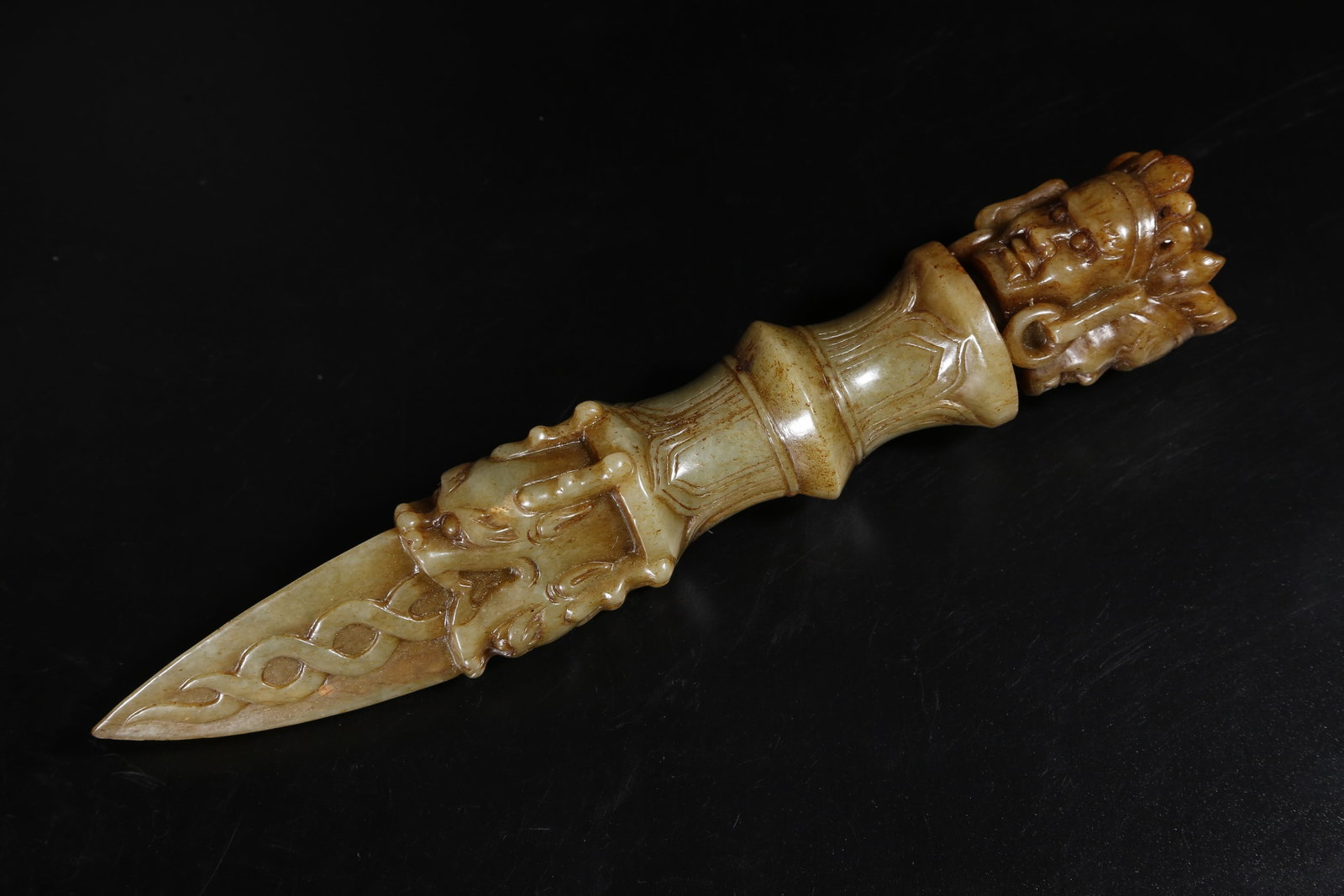 A HETIAN JADE RITUAL IMPLEMENT - 6