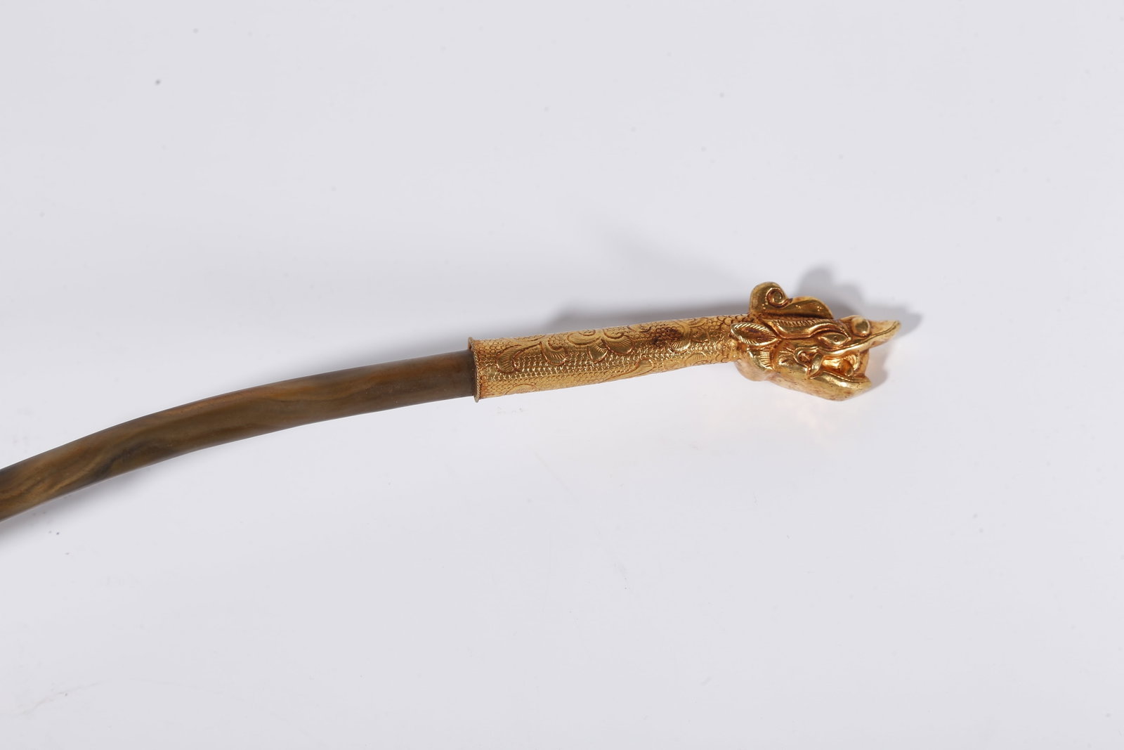 A GOLD CAPPED AGATE SPOON - 7