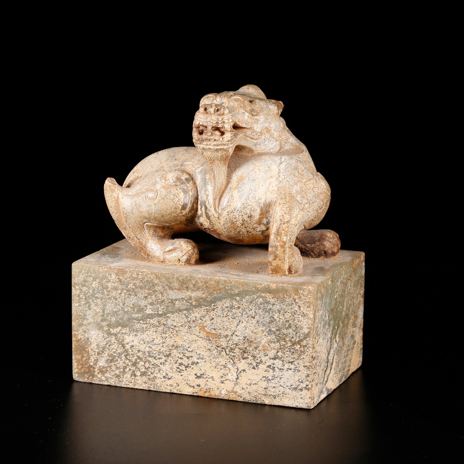 A ANCIENT JADE SEAL WITH BEAST KNOB: Ancient Jade Seal with Beast Knob