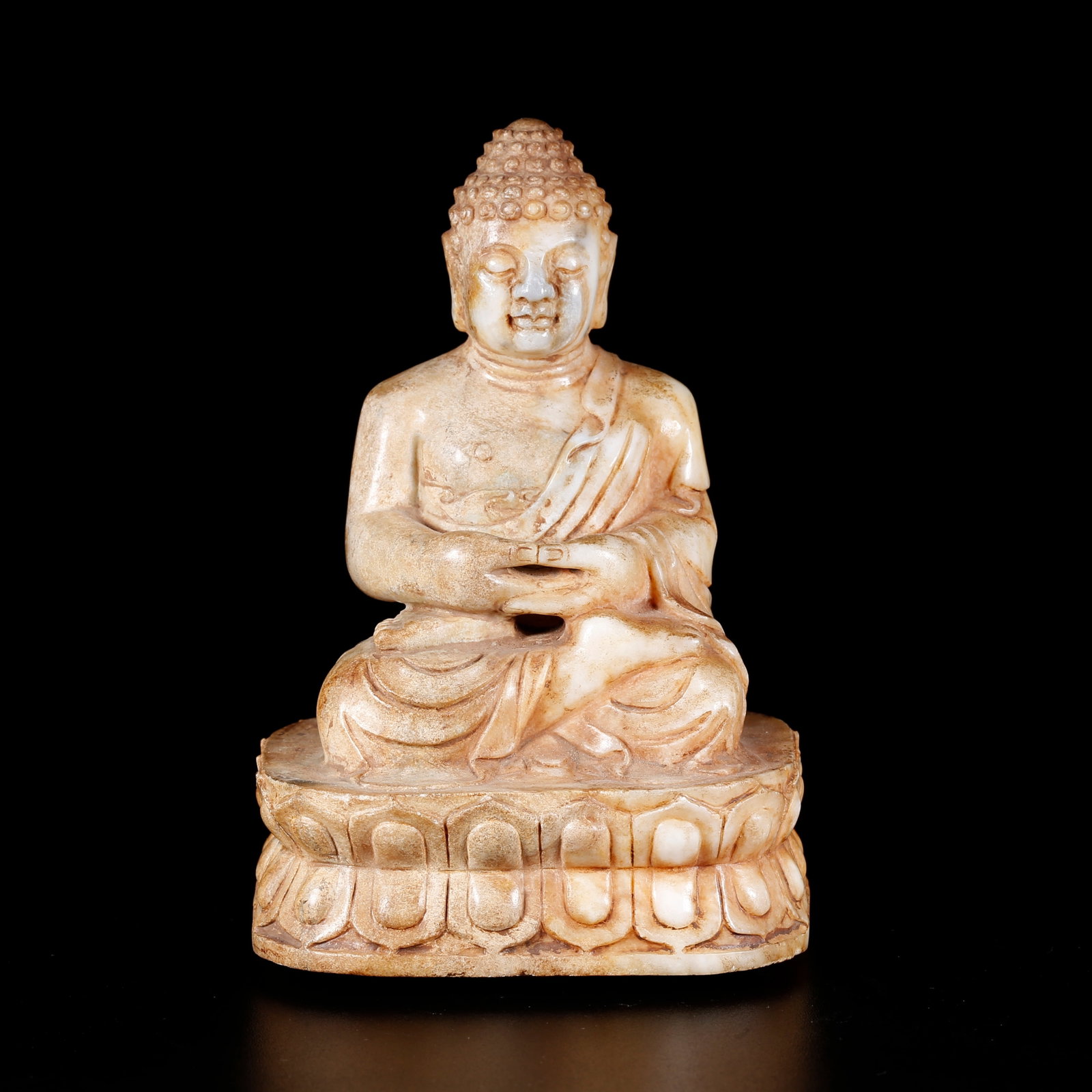 A HETIAN JADE DRAGON PATTERN BI: Hetian Jade Dragon Pattern Bi