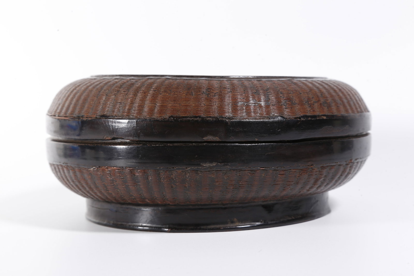 A RAW LACQUER BOX - 2