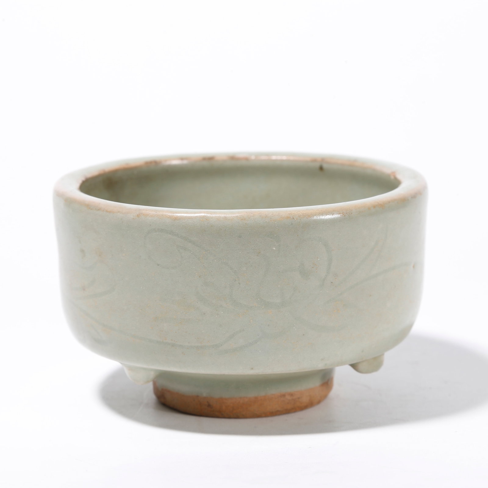 A LONGQUAN KILN CENSER WITH FLORAL PATTERNS: Longquan Kiln Censer with Floral Patterns