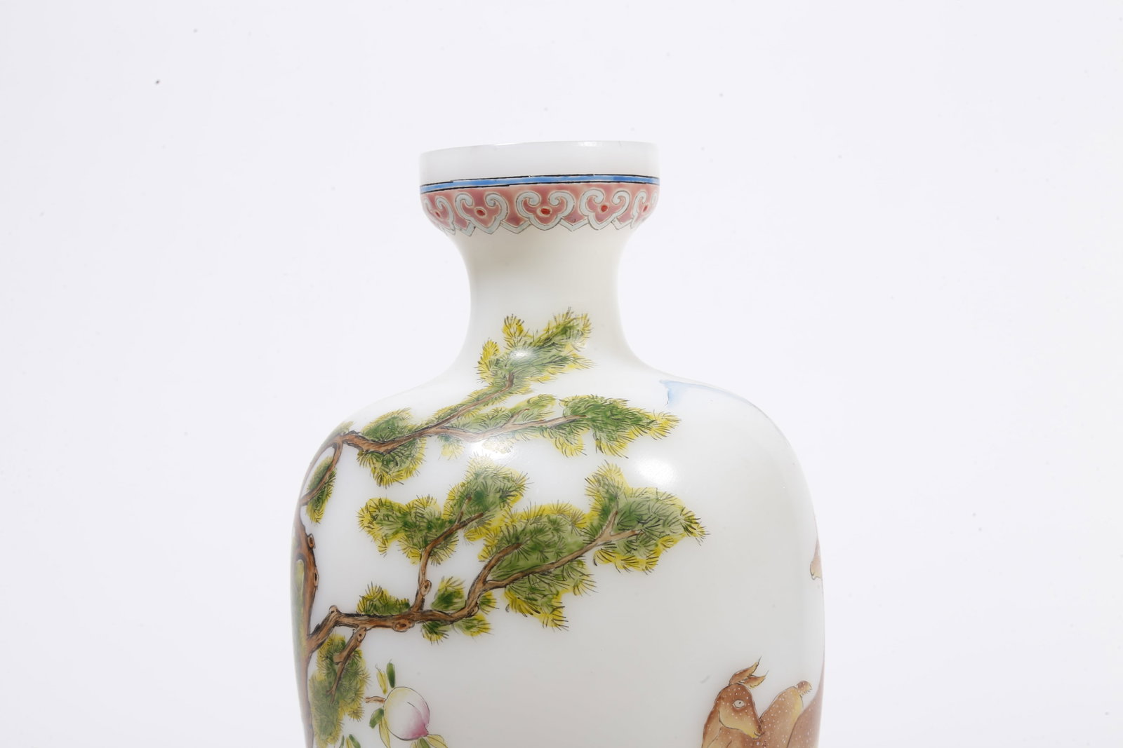 A GLASS APPRECIATION VASE WITH DEER PATTERNS - 5