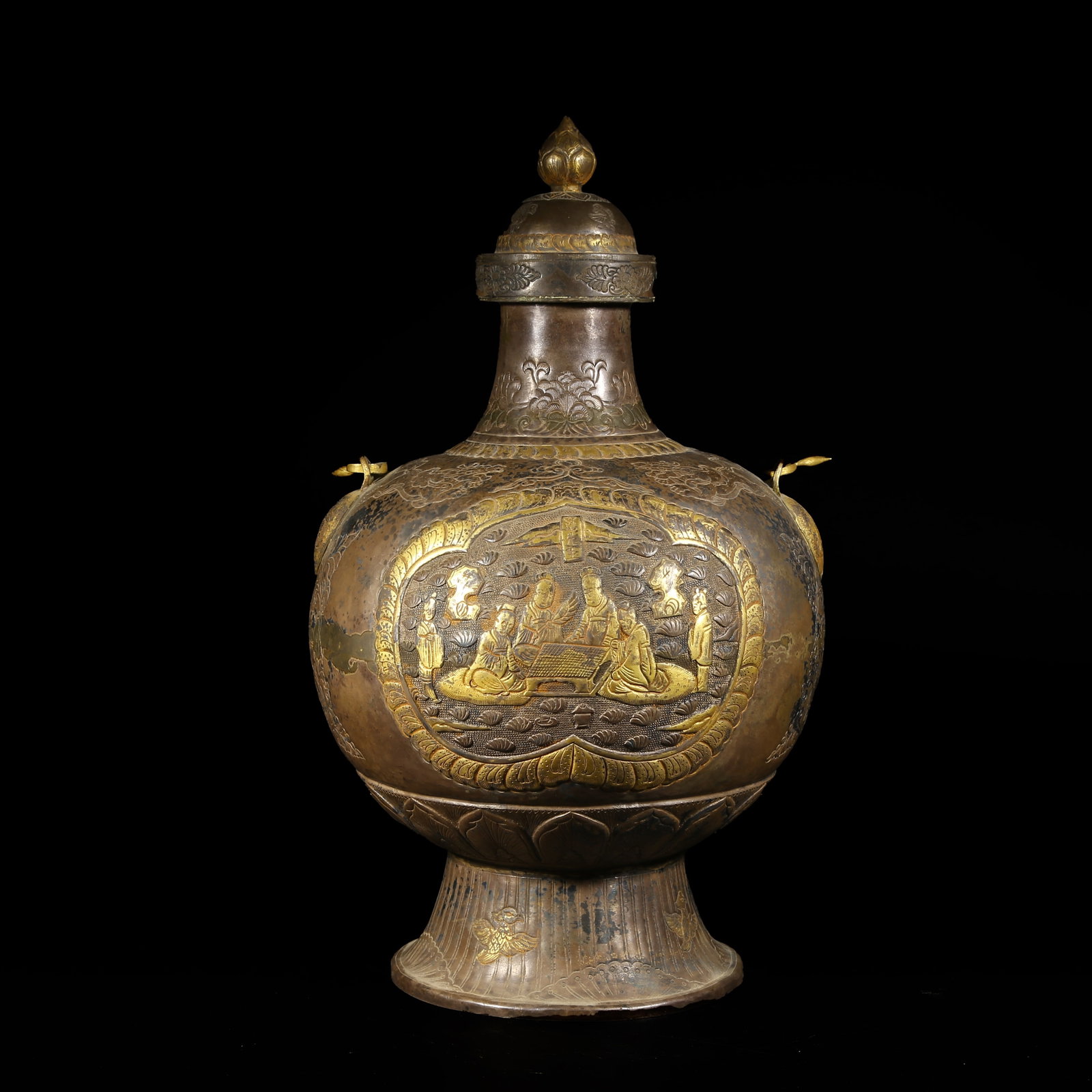 A SILVER PARTIALLY GILT COVERED JAR WITH SCHOLAR DESIGN: Silver Partially Gilt Covered Jar with Scholar Design