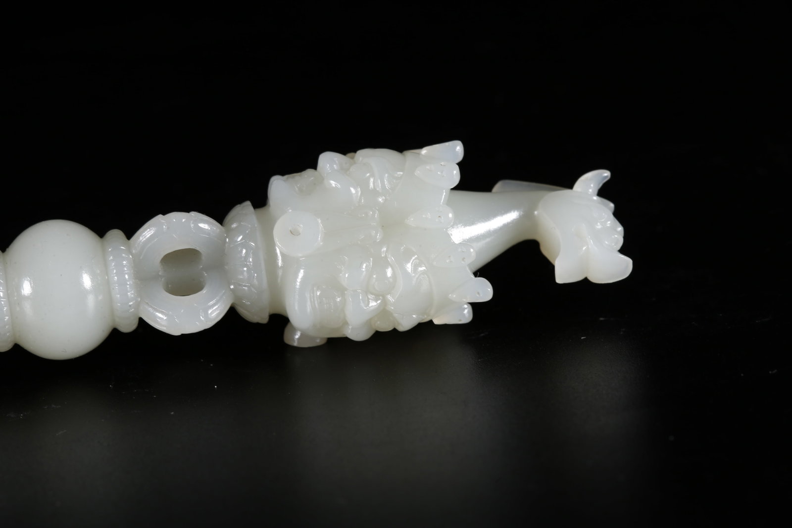 A HETIAN JADE RITUAL IMPLEMENT - 2