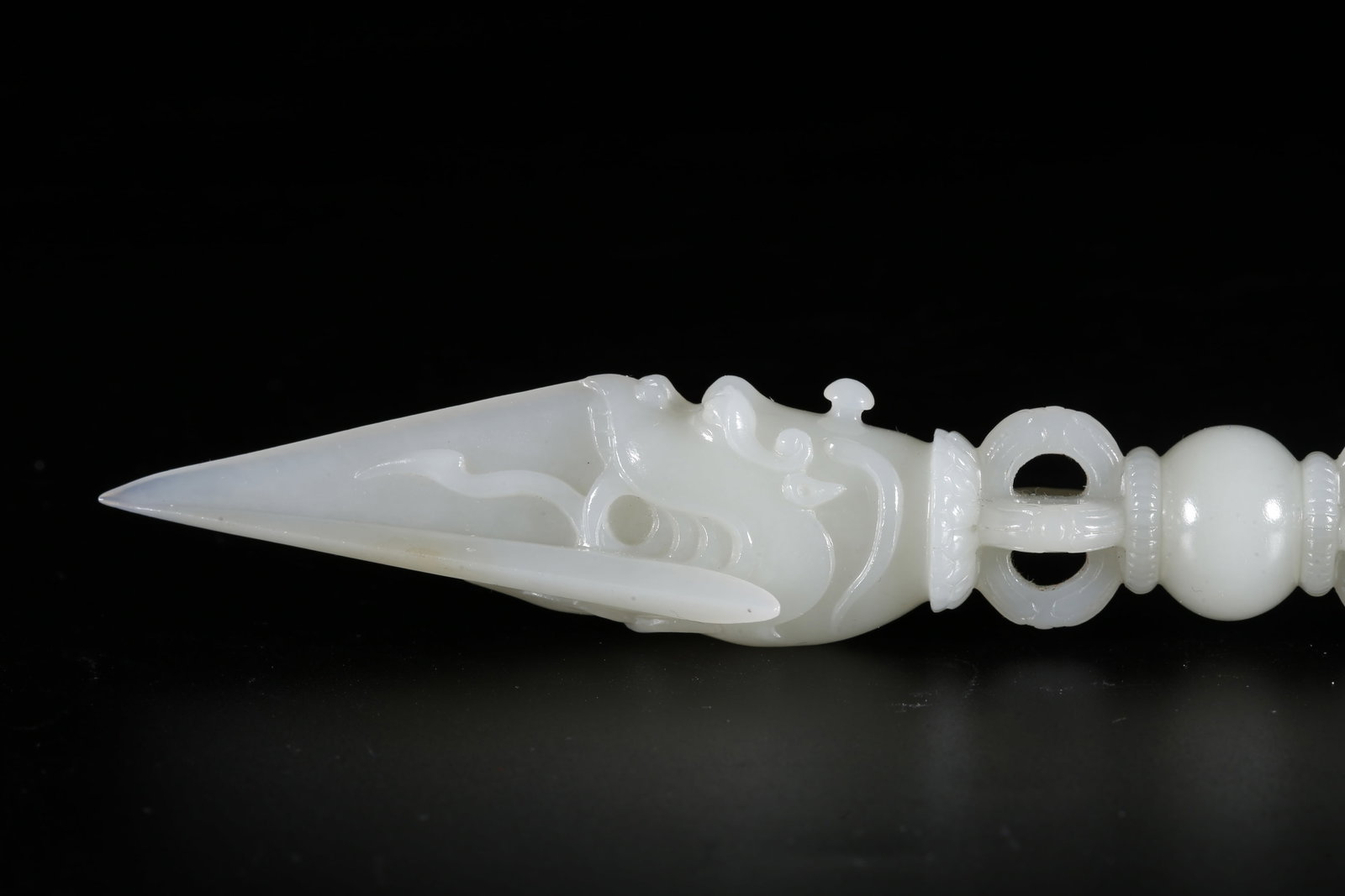 A HETIAN JADE RITUAL IMPLEMENT - 6