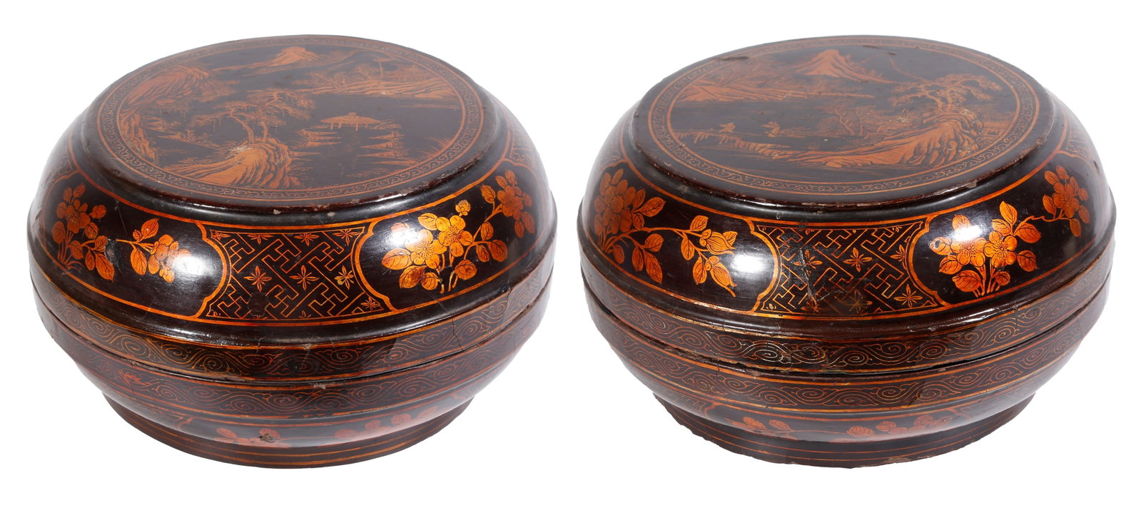 A PAIR OF GILT RAW LACQUER LANDSCAPE BOXES (1 of 12)