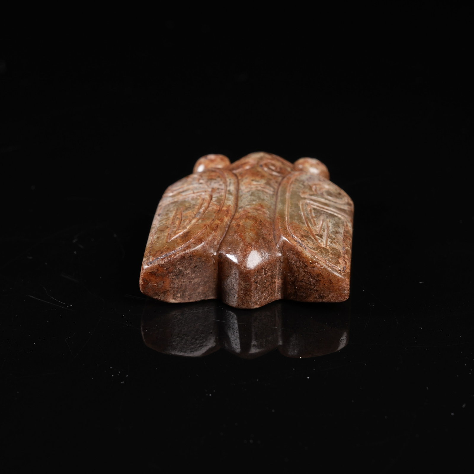 A ARCHAIC JADE CICADA - 4