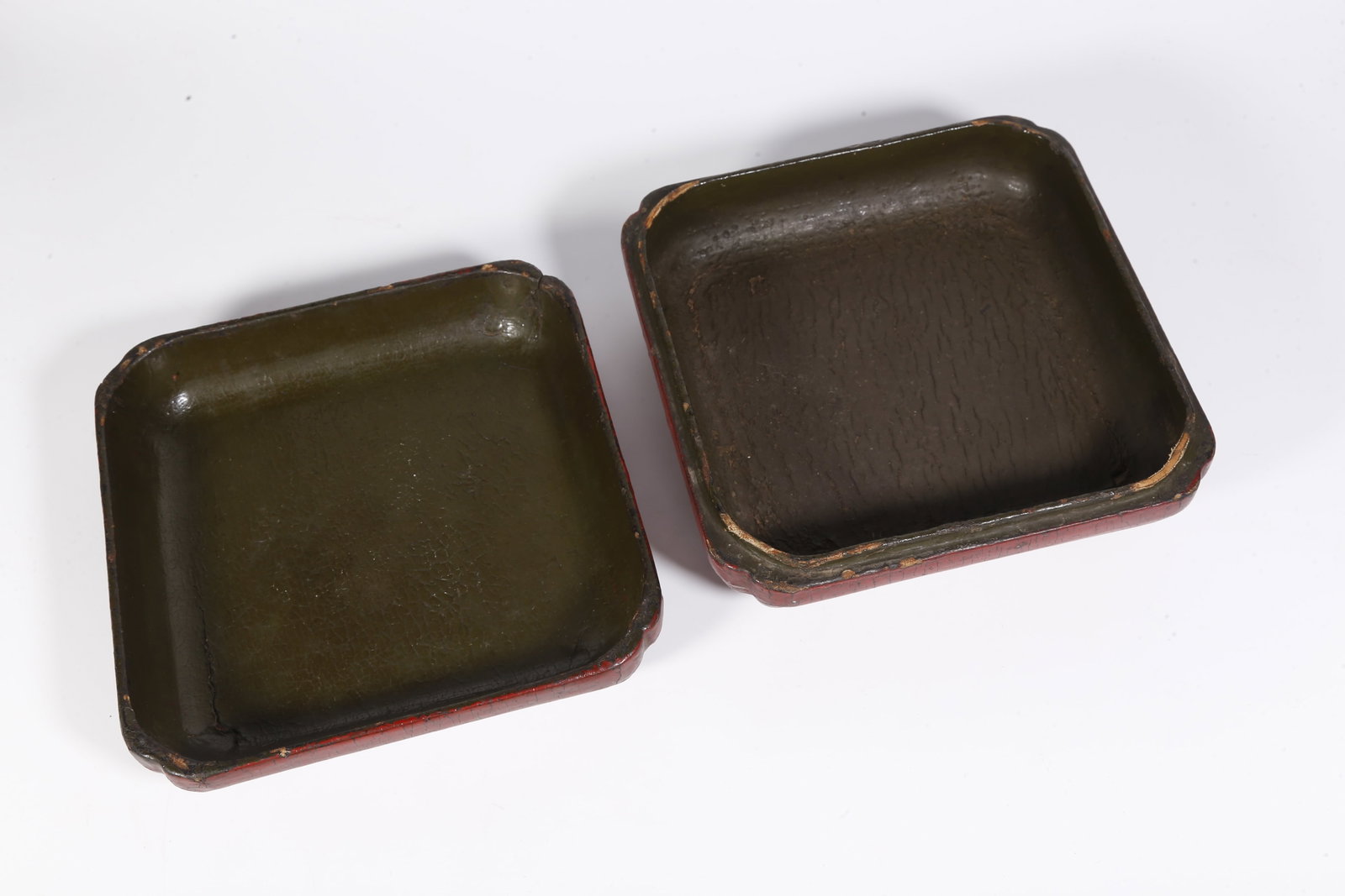 A CARVED LACQUER BOX - 7