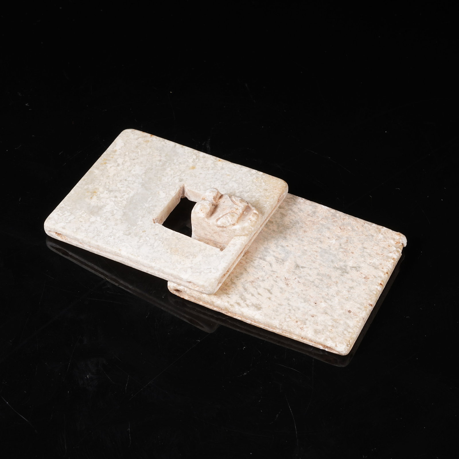 A ARCHAIC JADE BELT BUCKLE: Archaic Jade Belt Buckle