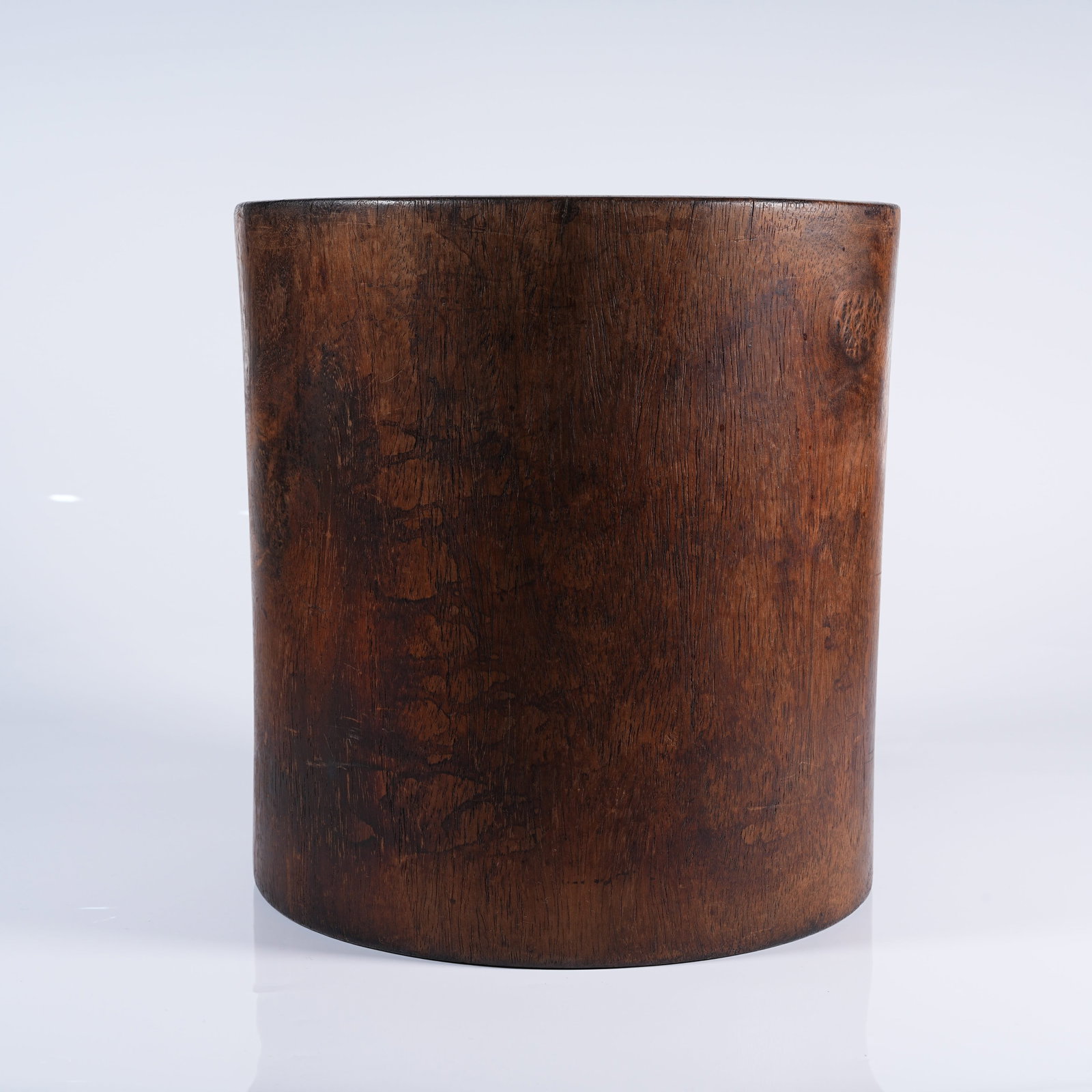 A LARGE HUANGHUALI WOOD BRUSH POT (1 of 9)