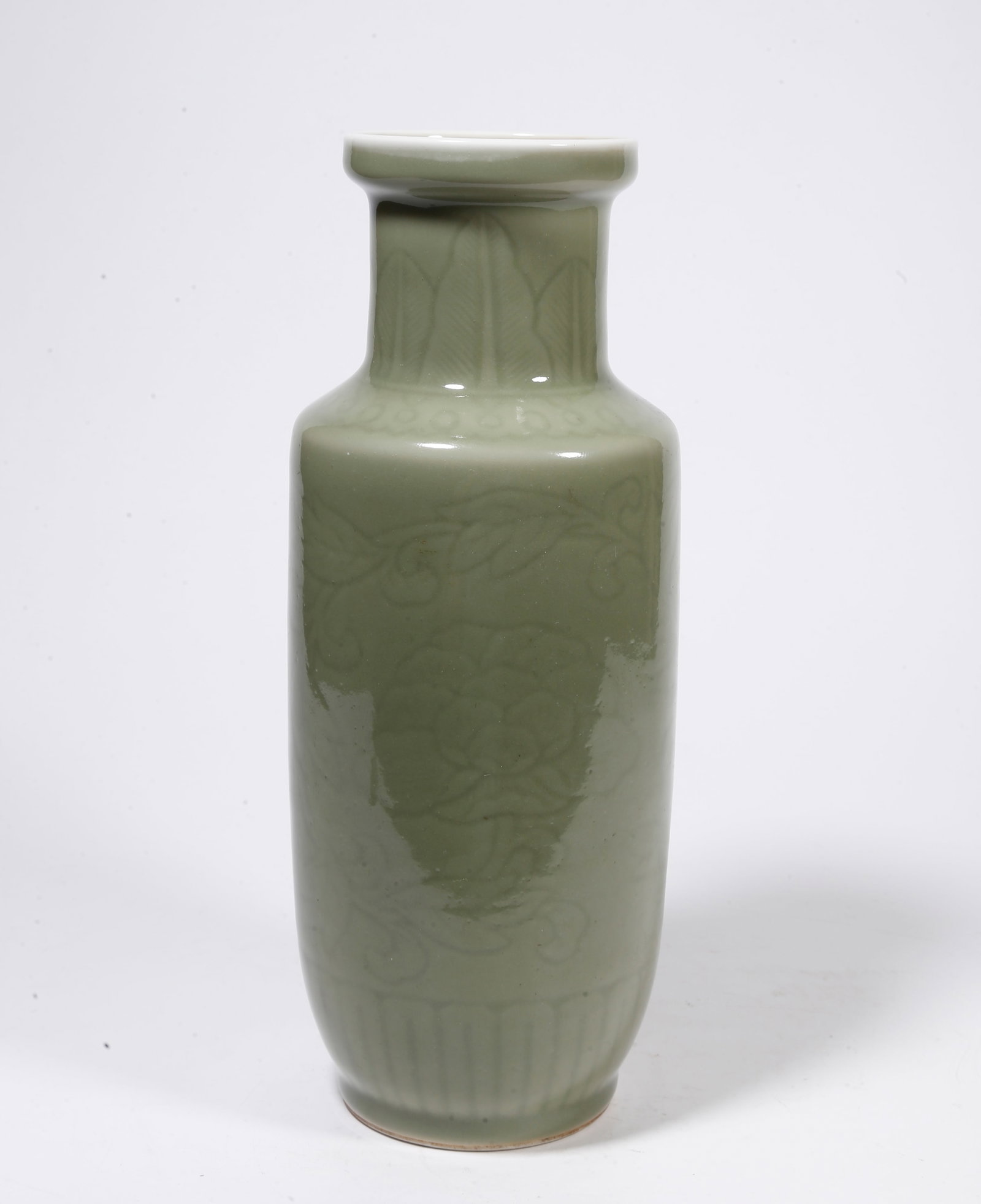 A CELADON CLUB-SHAPED VASE WITH FLORAL PATTERNS (1 of 10)