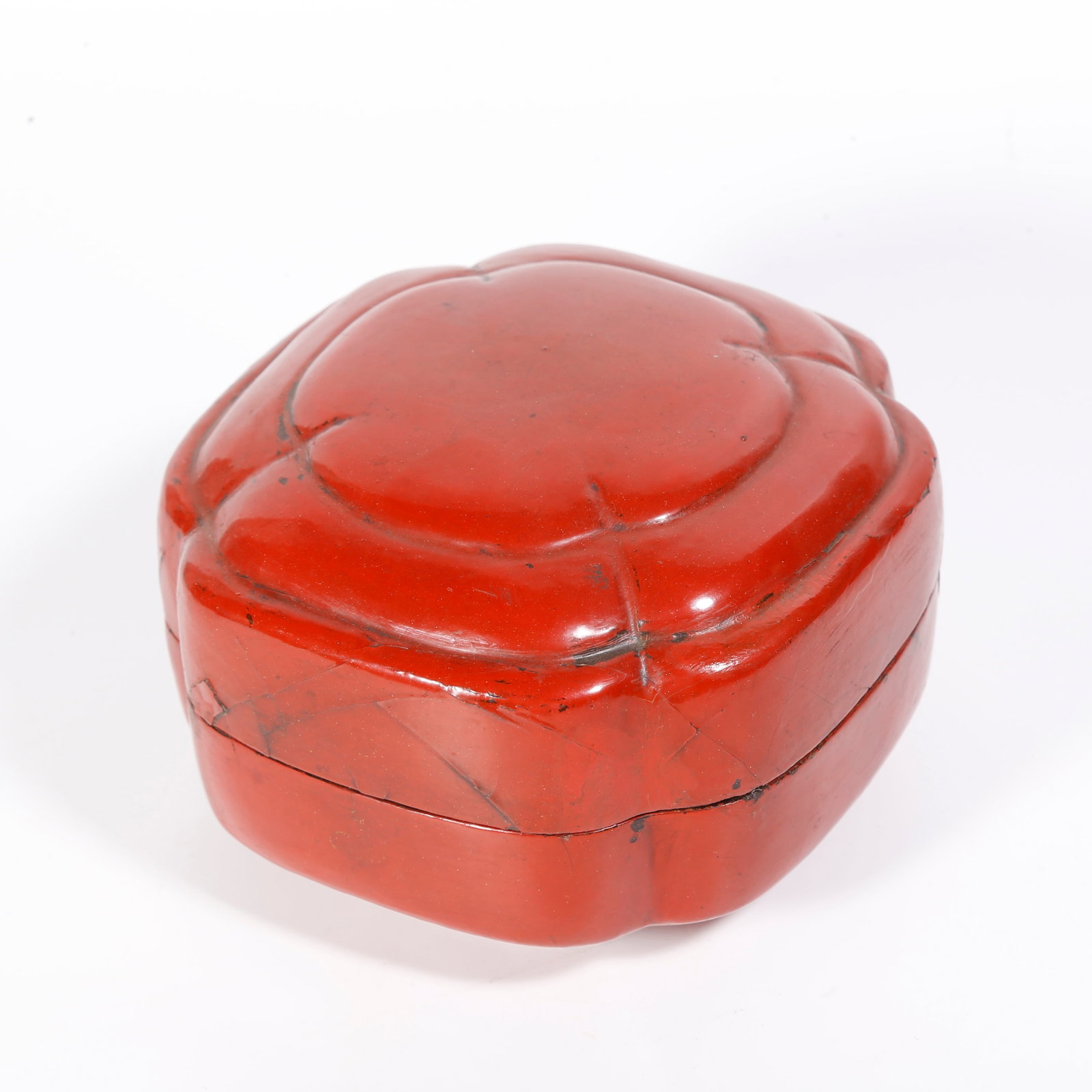 A CARVED LACQUER BOX (1 of 10)