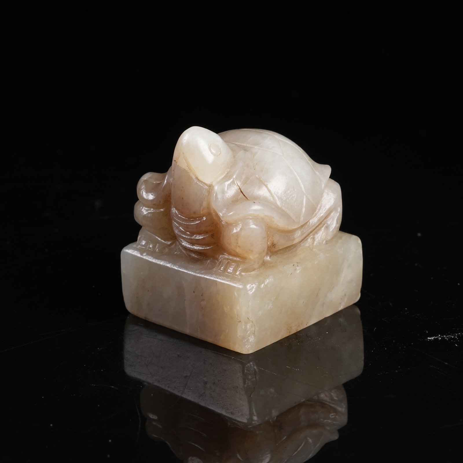 A NEPHRITE SEAL WITH TURTLE KNOB: Nephrite Seal with Turtle Knob