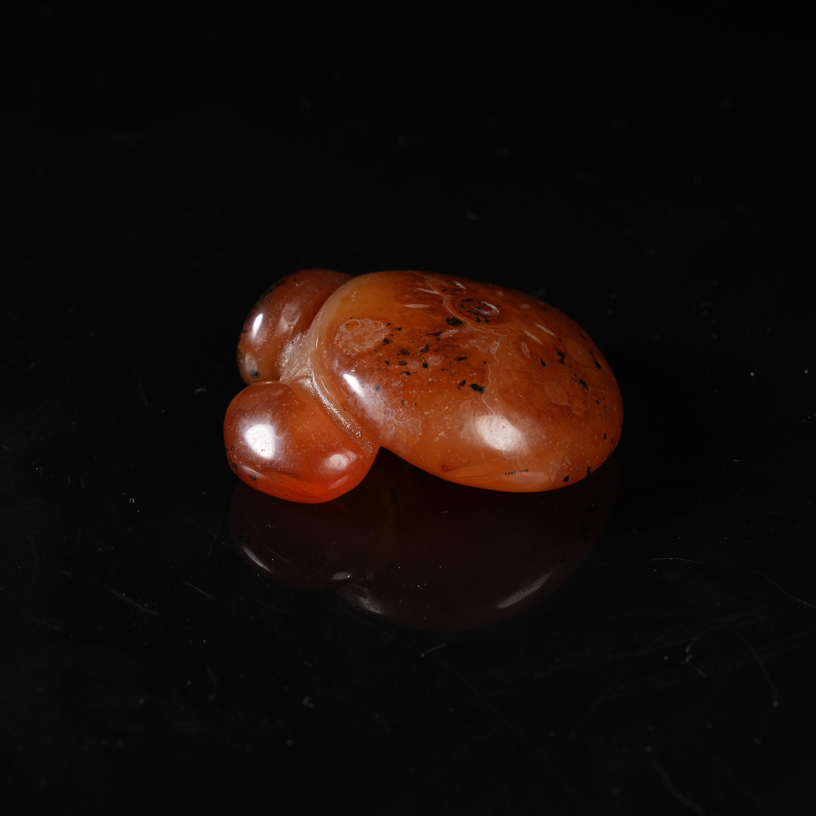 A AGATE ORNAMENT - 3