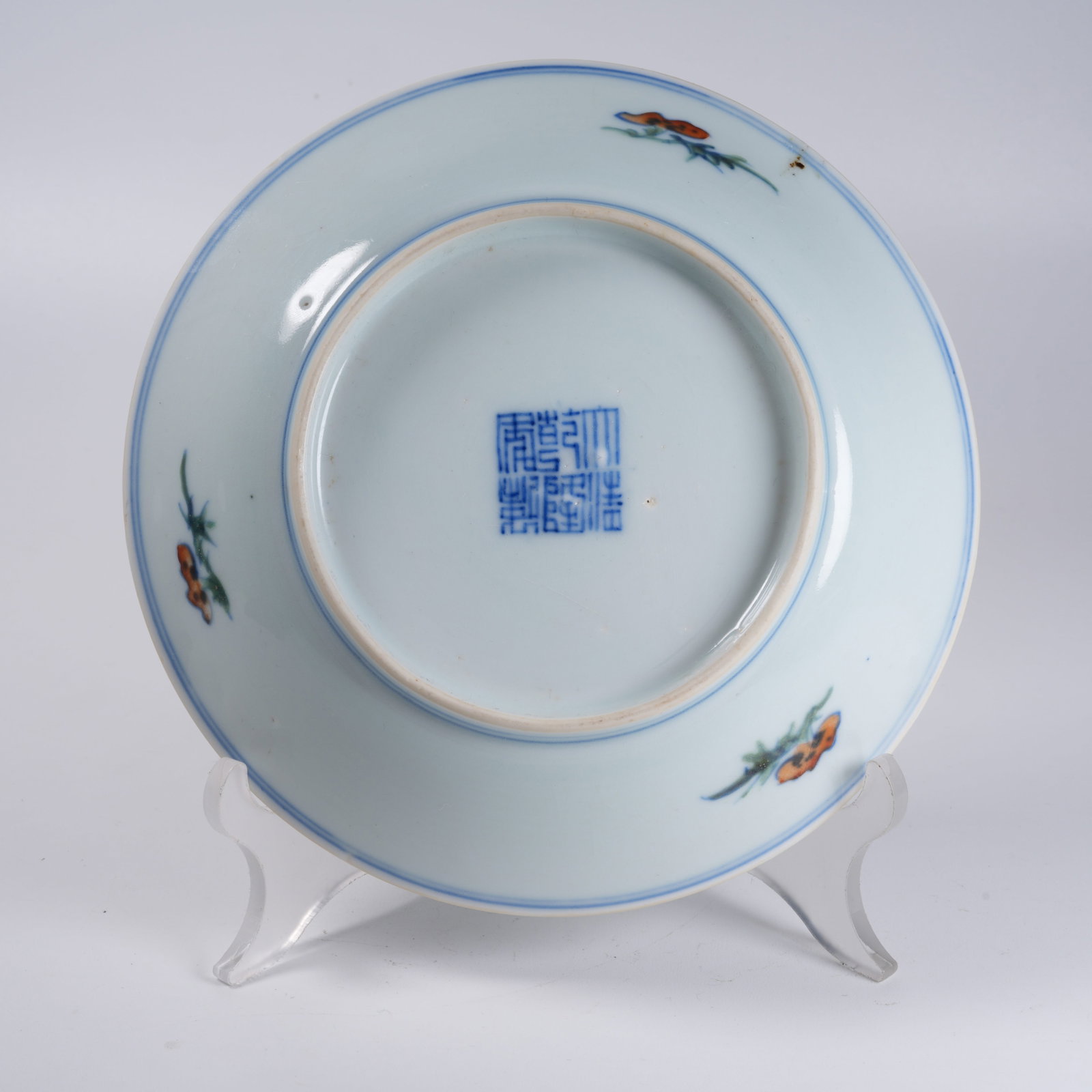 A DOUCAI PLATE WITH FLORAL PATTERN - 7