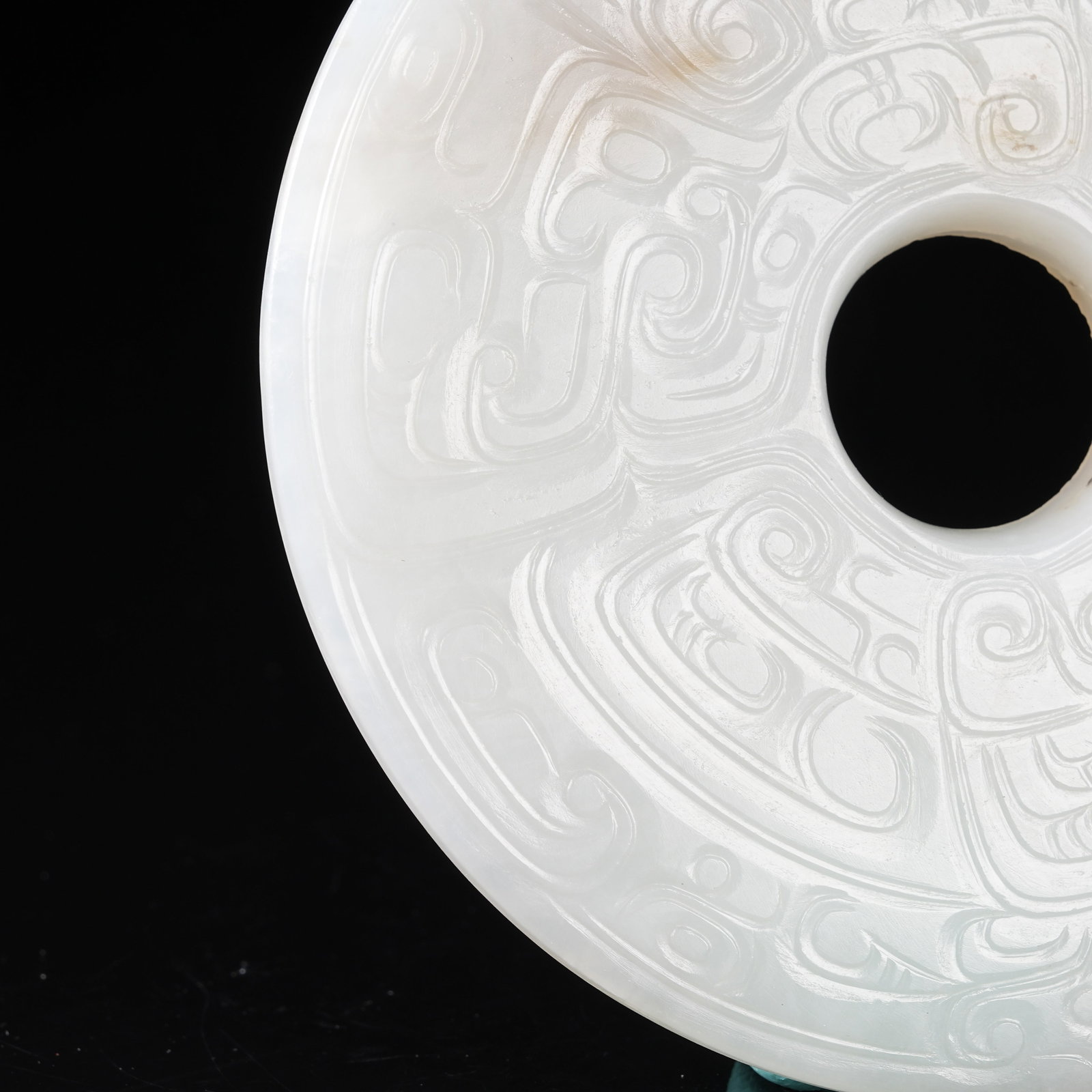 A NEPHRITE BI DISC WITH PHOENIX PATTERN - 4