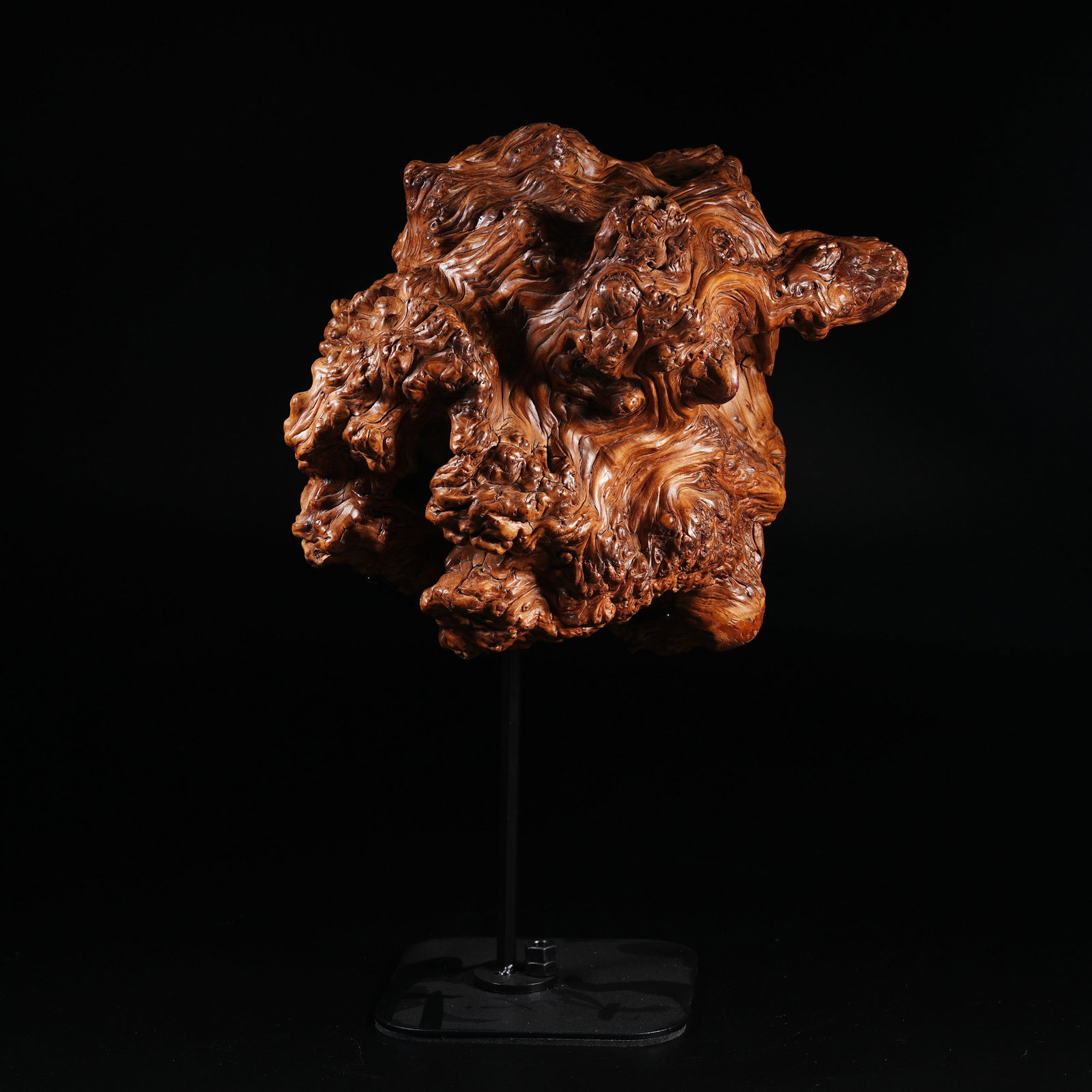 A HUANGHUALI WOOD BURL ORNAMENT (1 of 8)