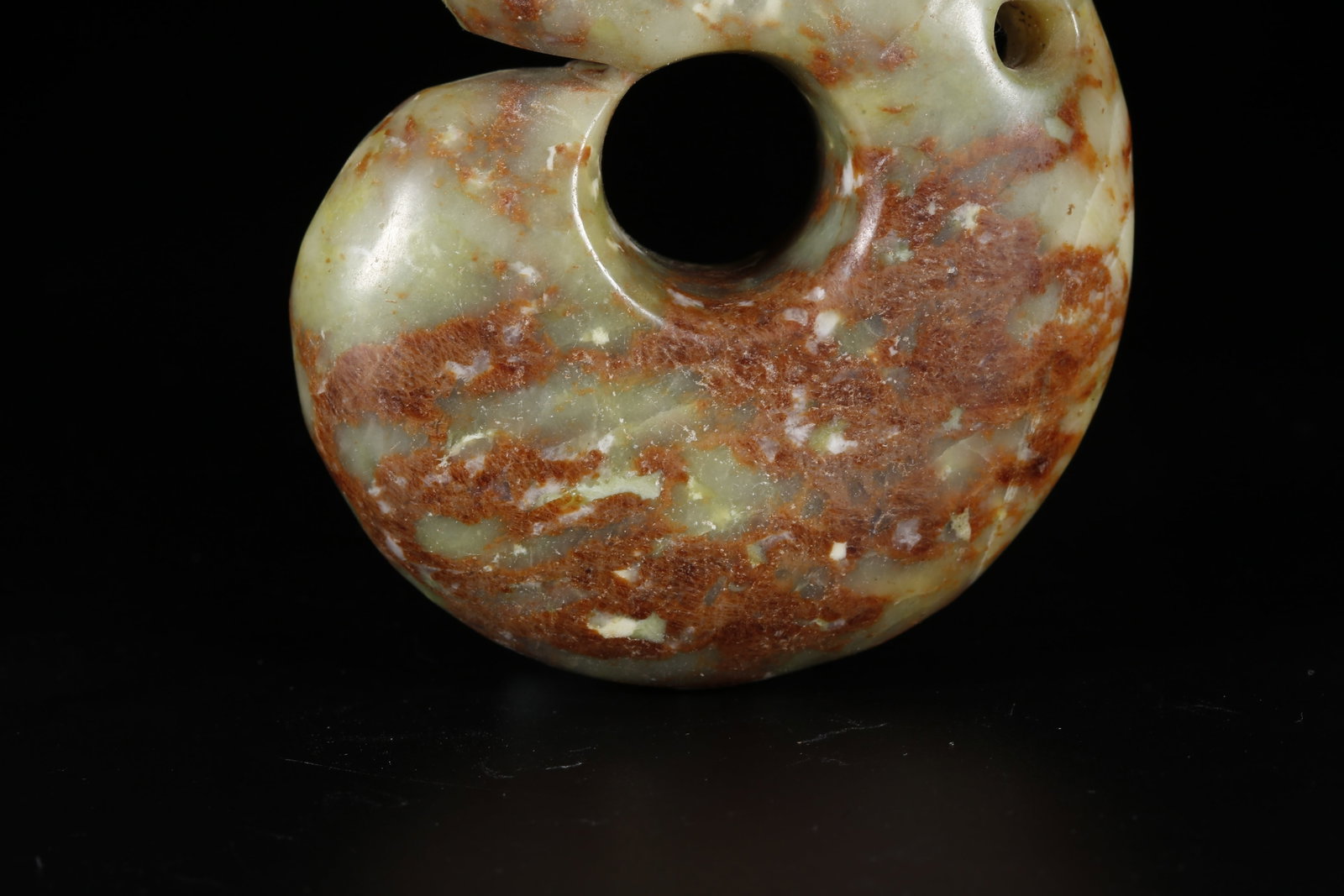 A ANCIENT JADE DRAGON PATTERN BI - 3