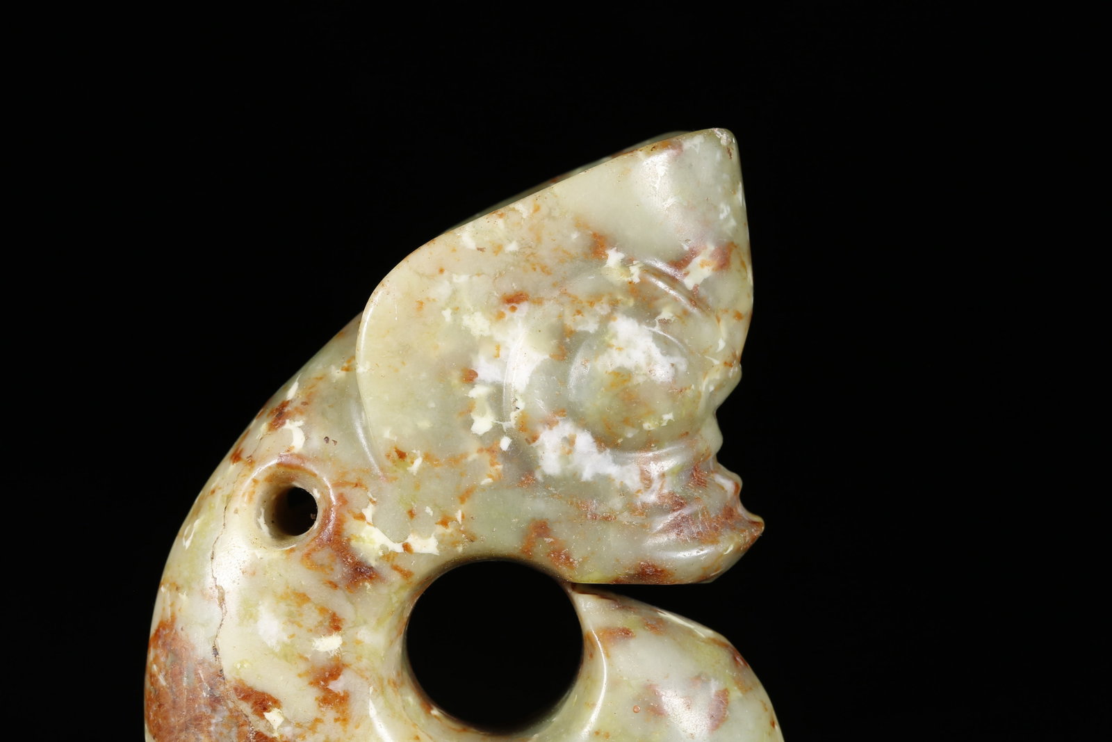 A ANCIENT JADE DRAGON PATTERN BI - 8