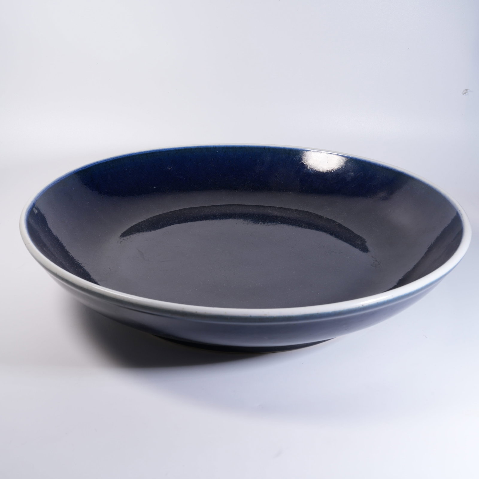 A LARGE JI BLUE GLAZED PLATE (1 of 9)