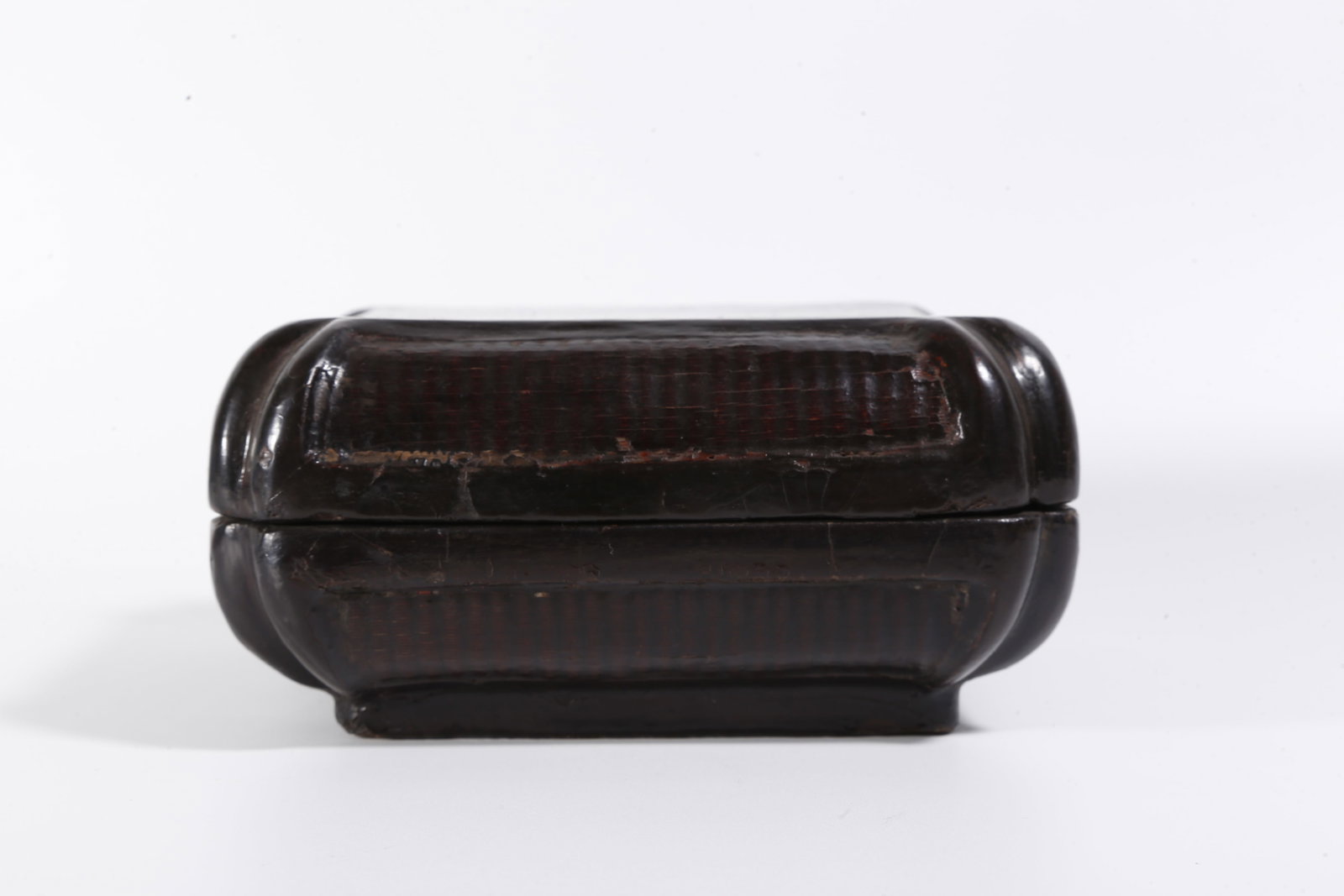 A LACQUER BOX - 4
