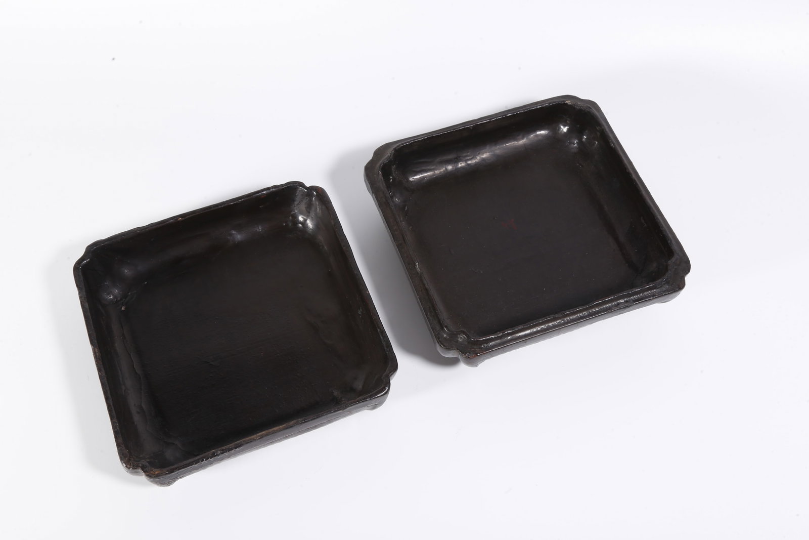 A LACQUER BOX - 8