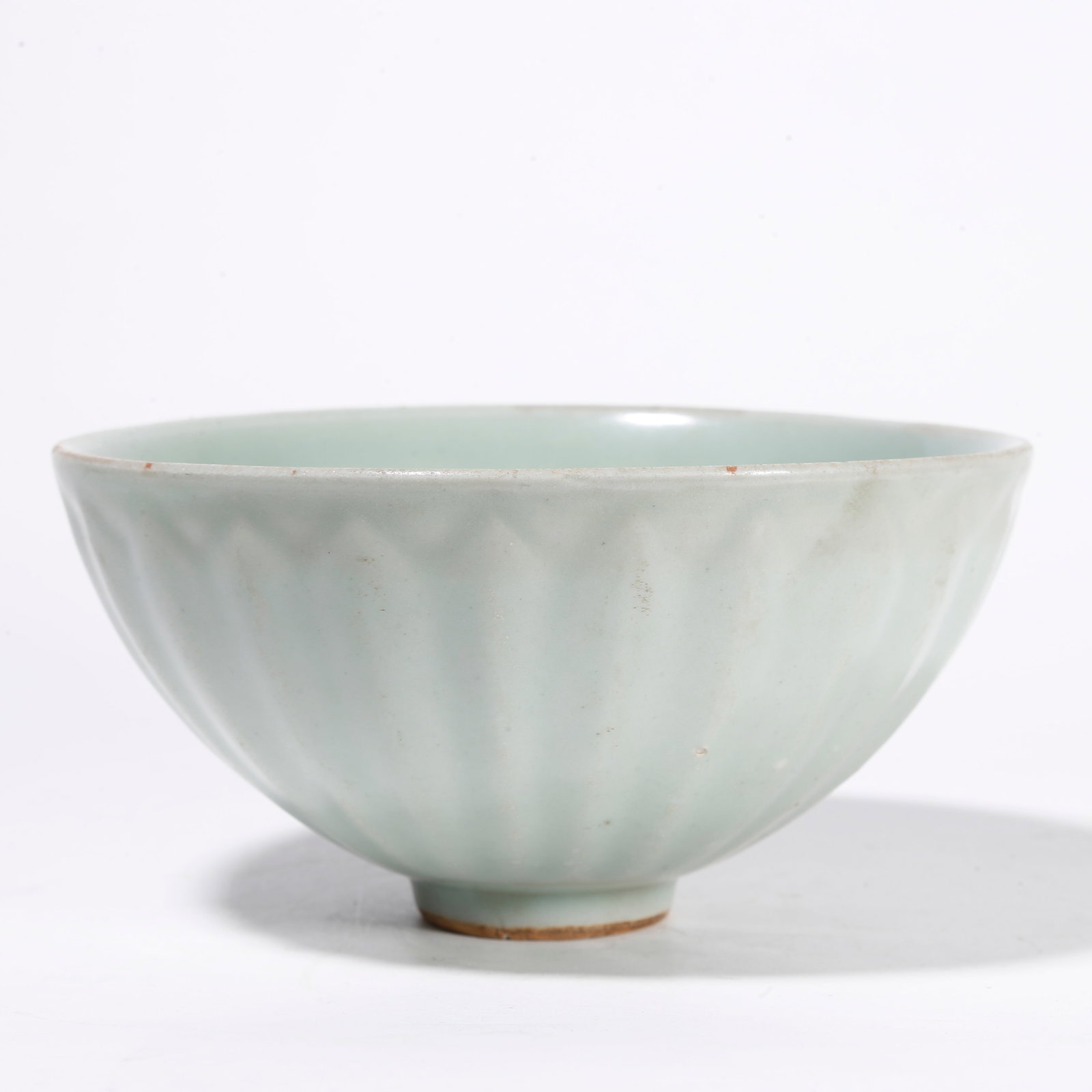 A LONGQUAN KILN BOWL (1 of 9)
