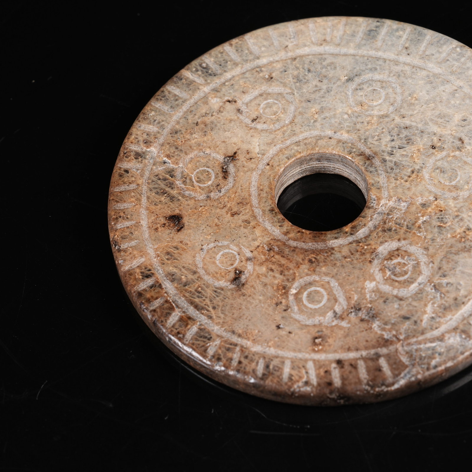 A ARCHAIC JADE BI DISC - 8