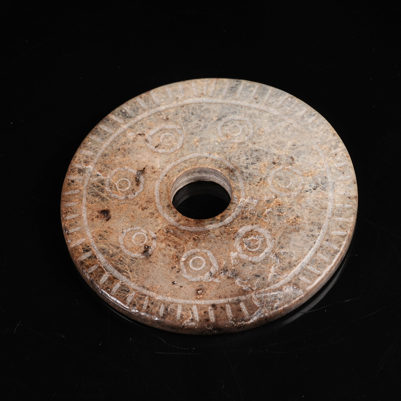 A ARCHAIC JADE BI DISC - 9