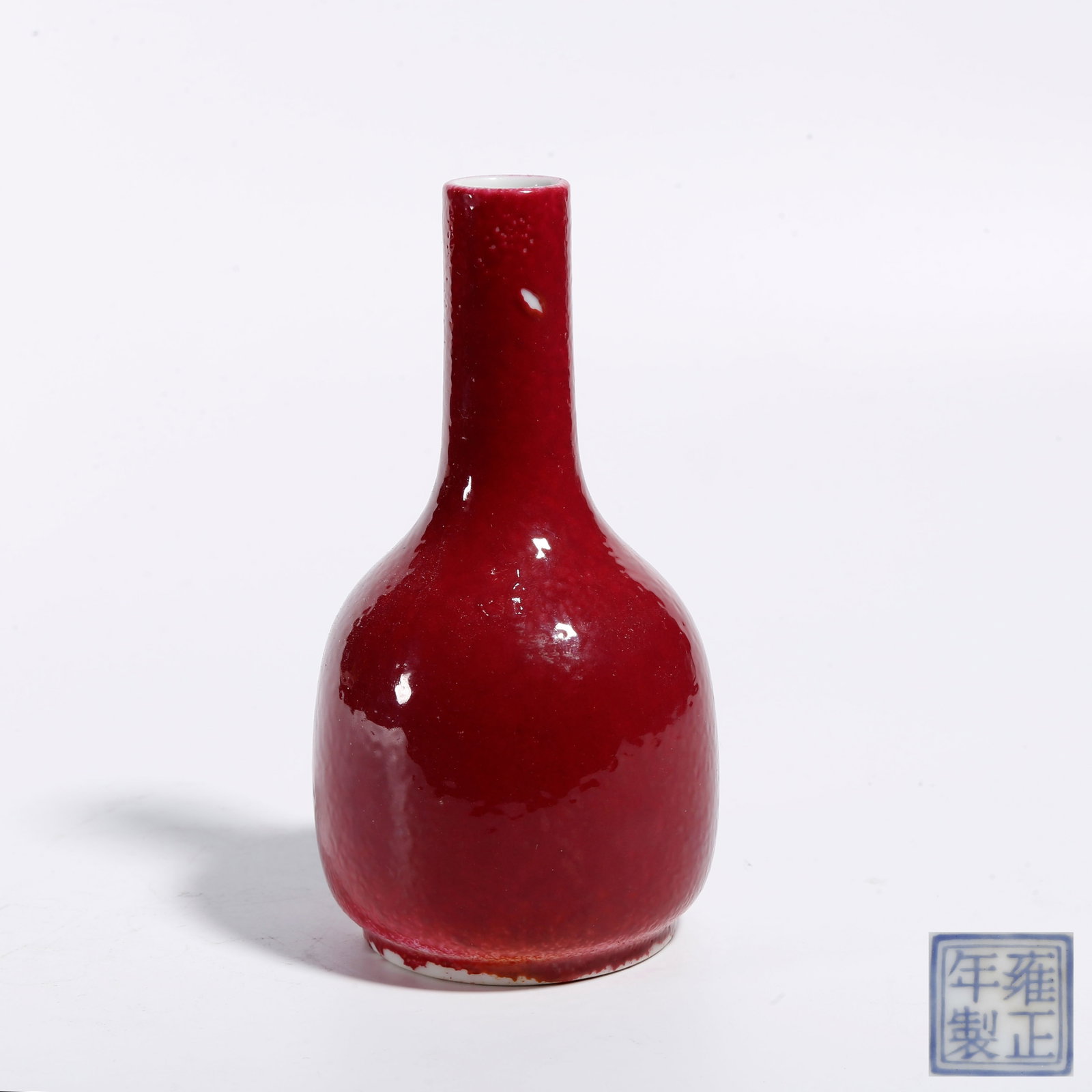 A RED GLAZE BELL-SHAPED ZUN: Red Glaze Bell-shaped Zun