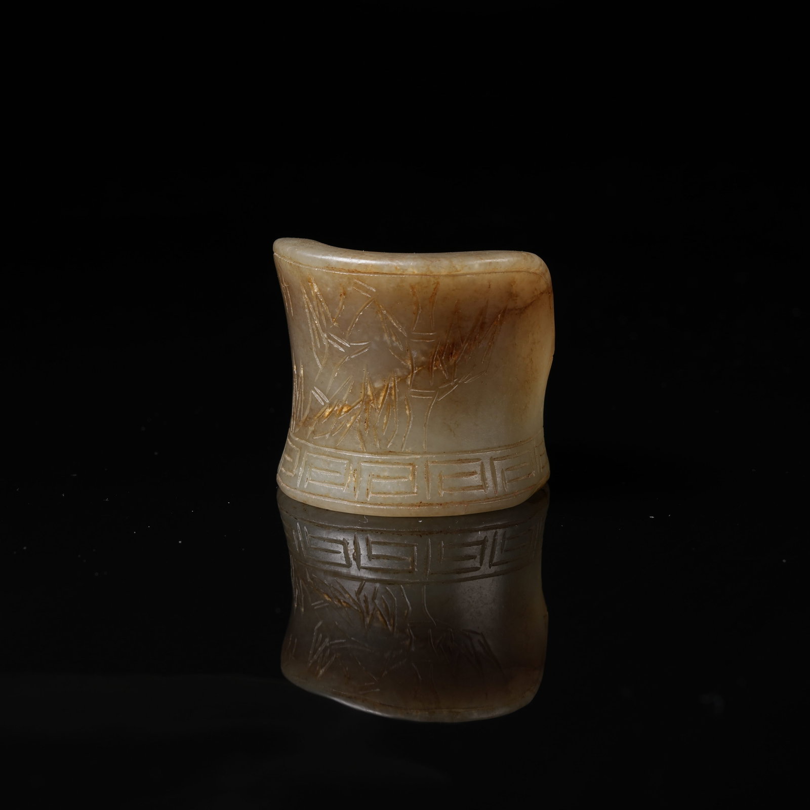 A ARCHAIC JADE ARCHER'S RING IN BAMBOO JOINT SHAPE (1 of 9)