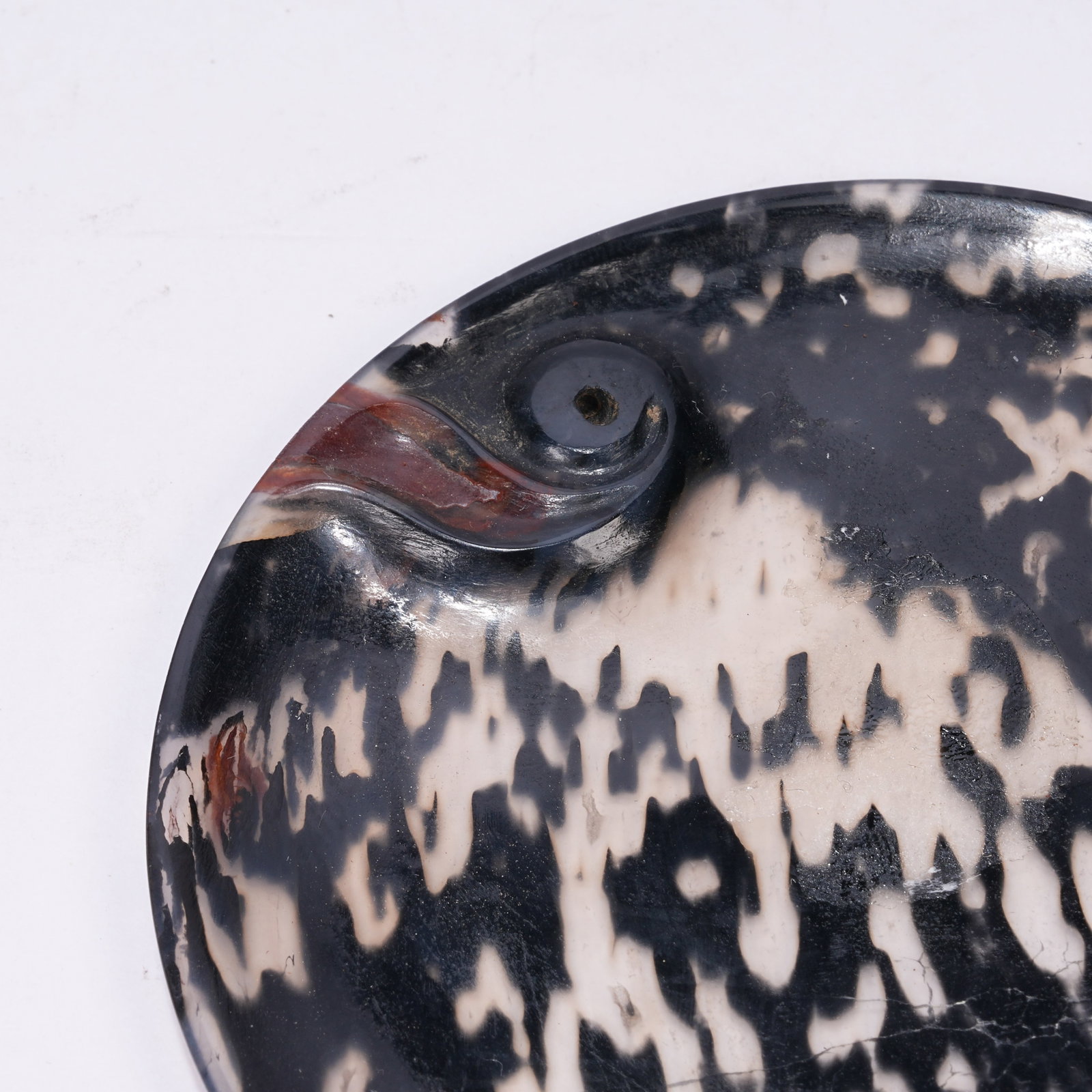 A AGATE ASHTRAY - 2