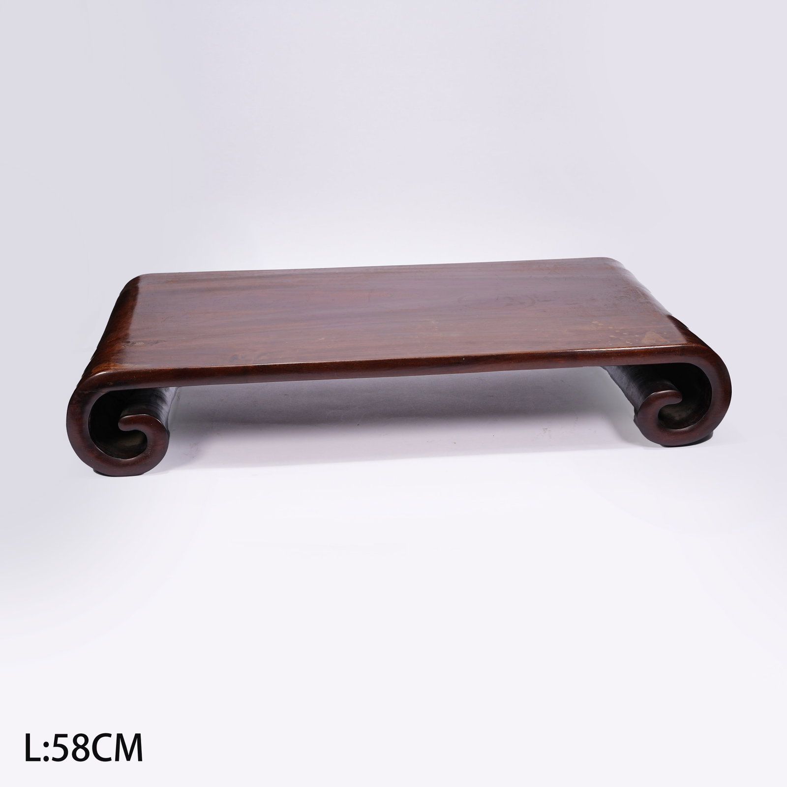 A YELLOW ROSEWOOD TABLE: Yellow Rosewood Table