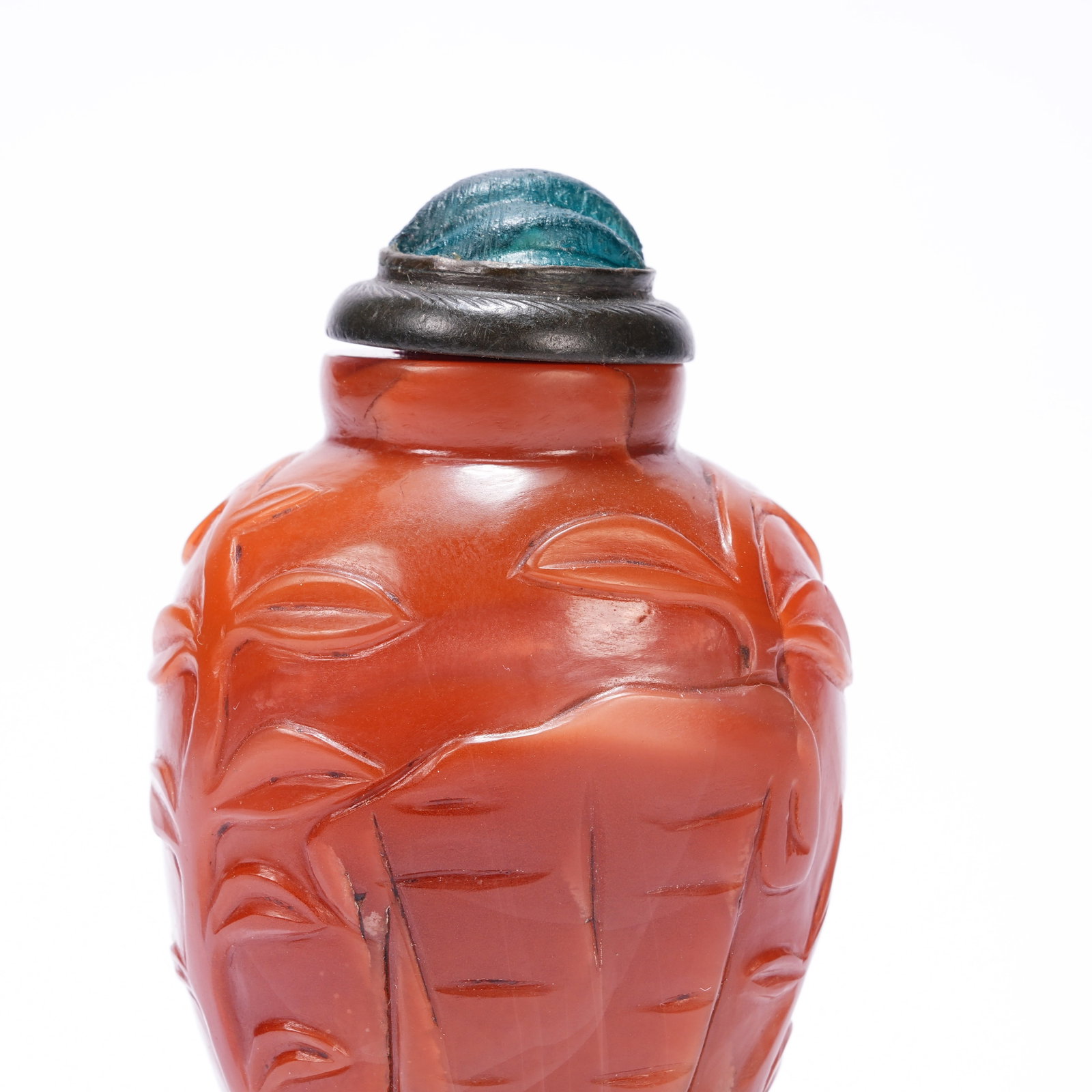 A AGATE SNUFF BOTTLE WITH PHOENIX PATTERN - 5